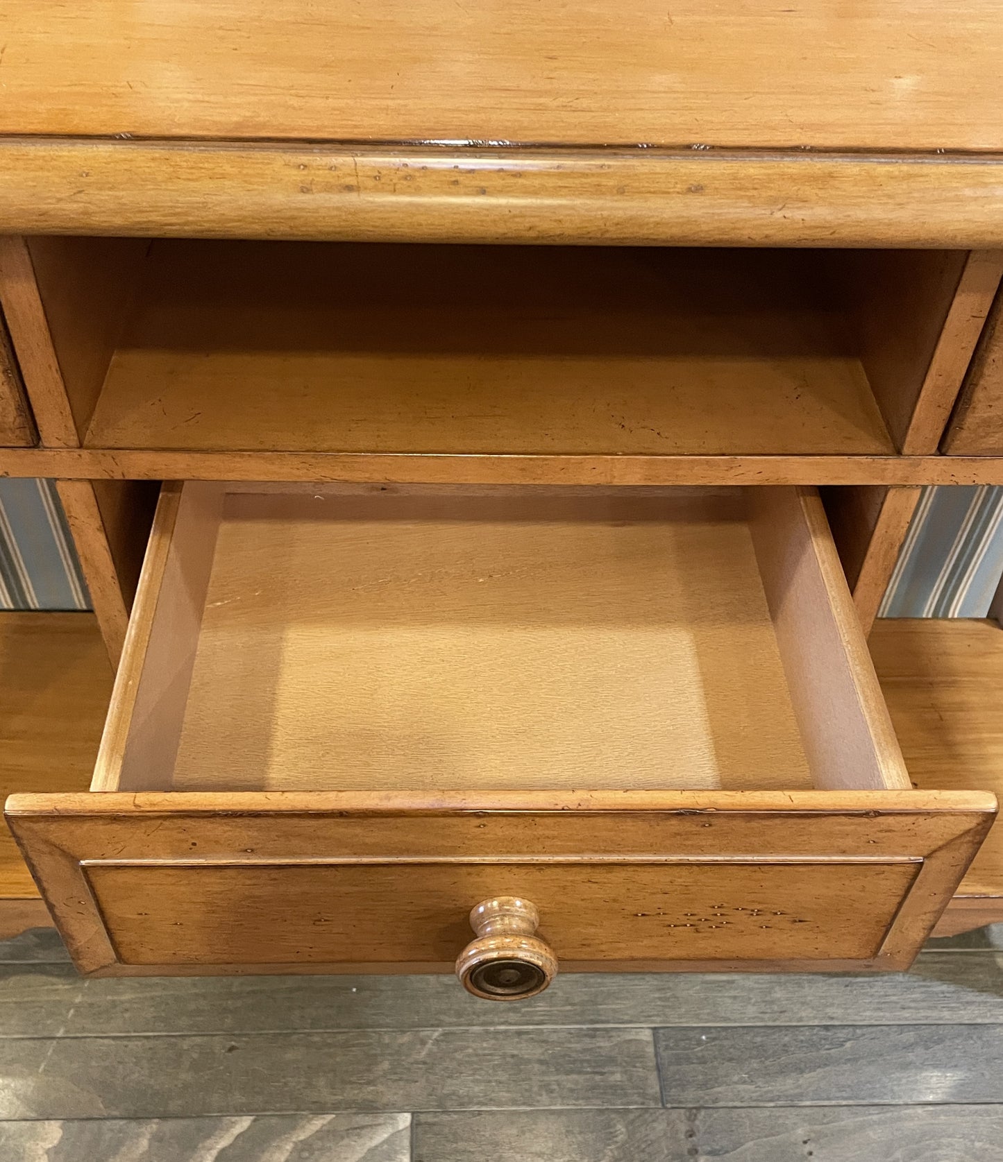 Bob Timberlake Pine Console (0CF01B)