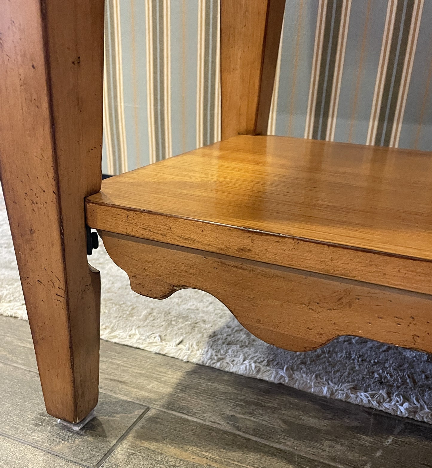 Bob Timberlake Pine Console (0CF01B)