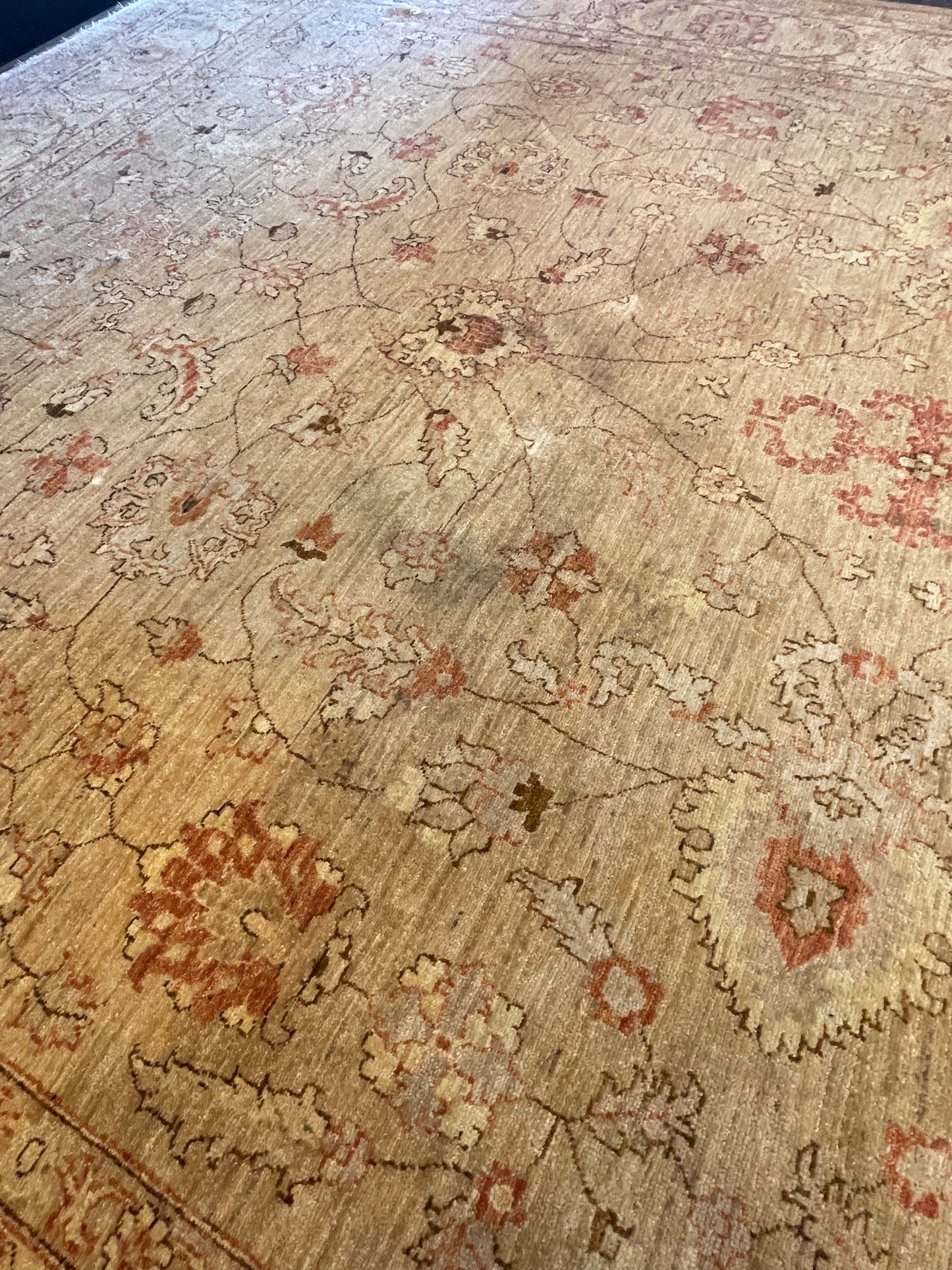 HK Rug, Neutrals and faded coral 12'8" x 9'1" AS IS (0FO006)