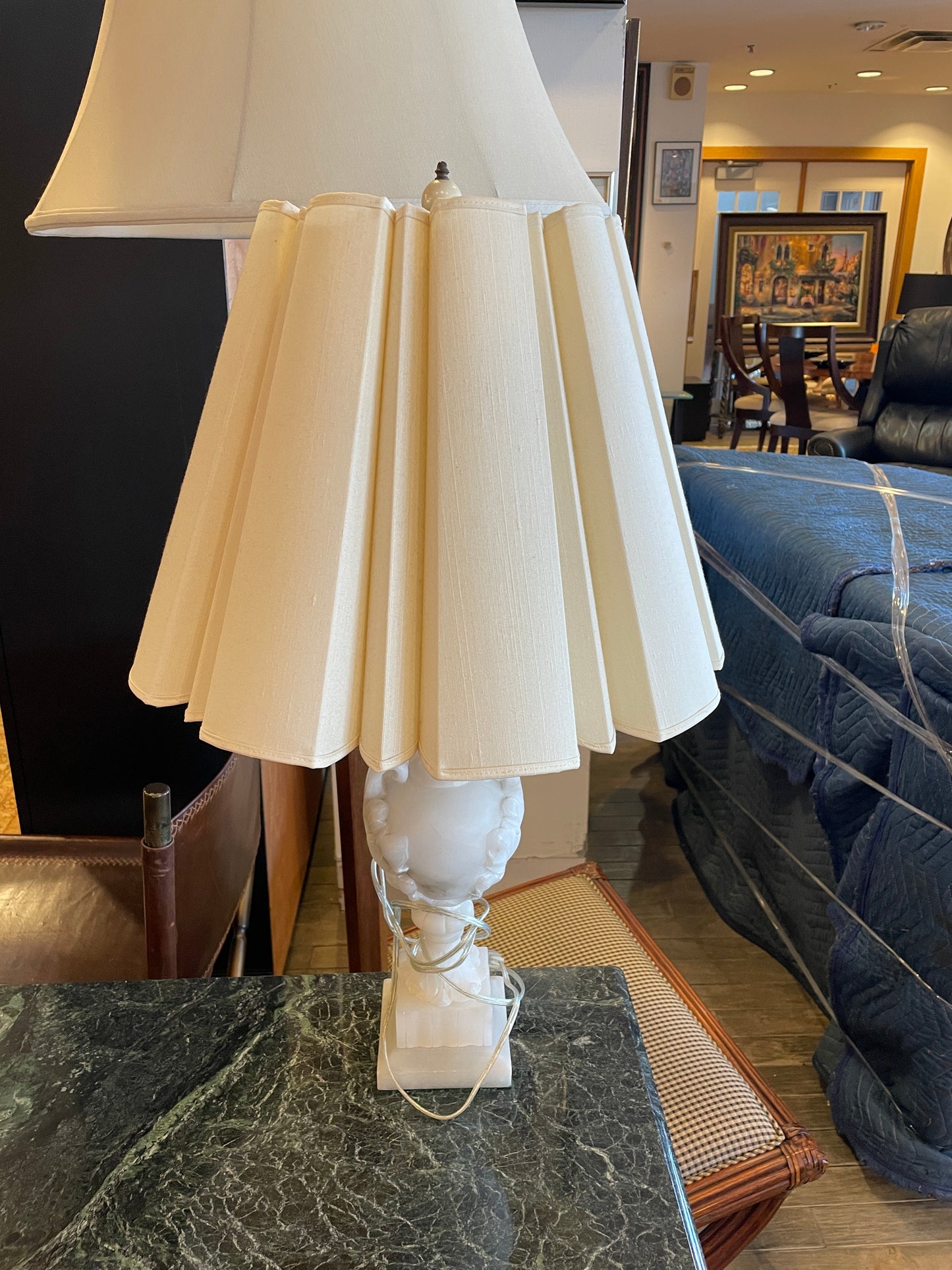 Pr. Vintage Alabaster Urn Lamps, as is (0GV002)