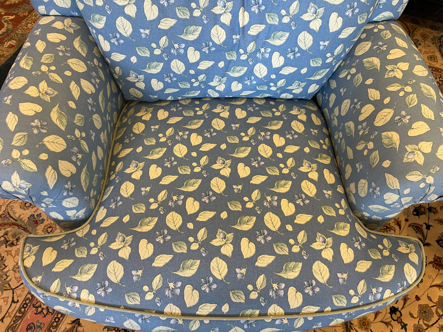Pearson Blue Floral Chair (0CF00O)