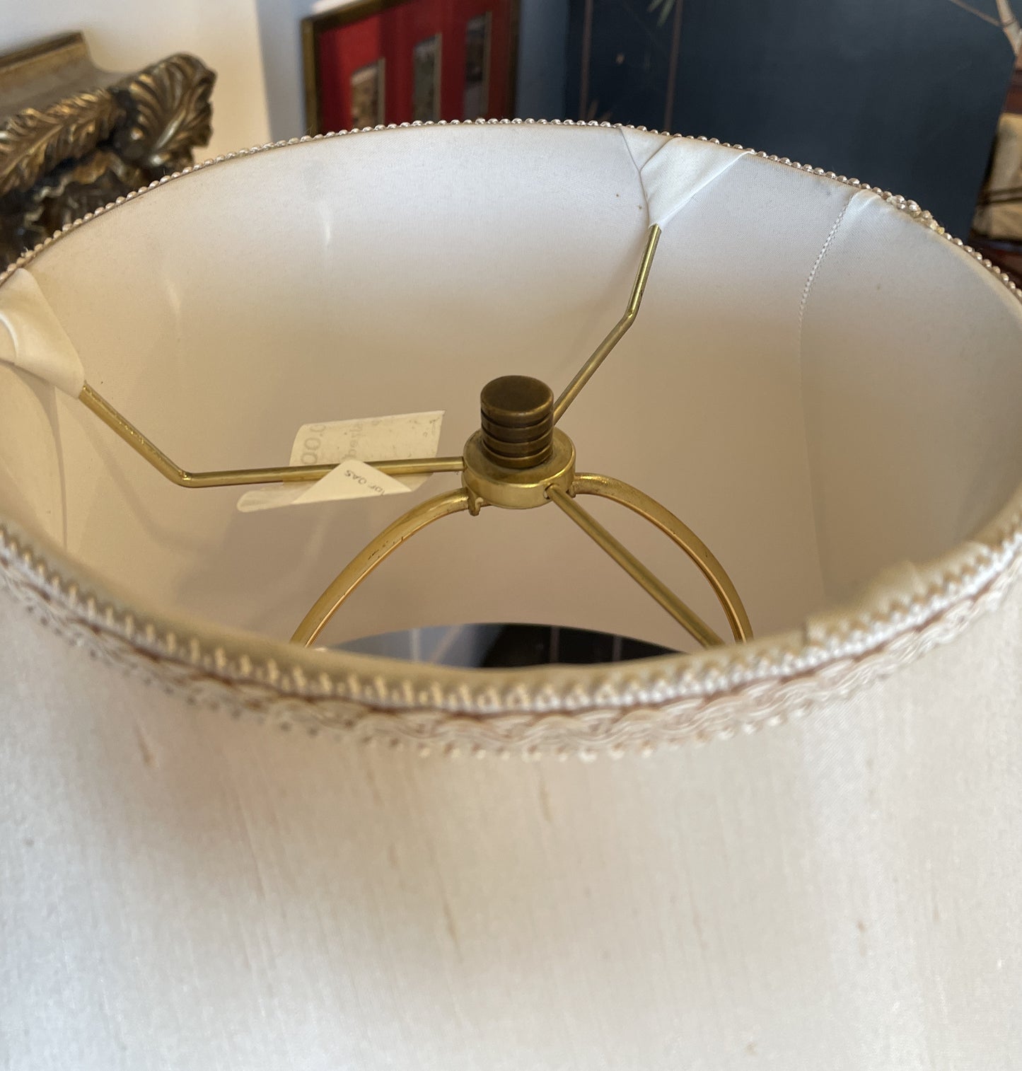 Oversized Faux Finished Urn Lamp (0AS00F)