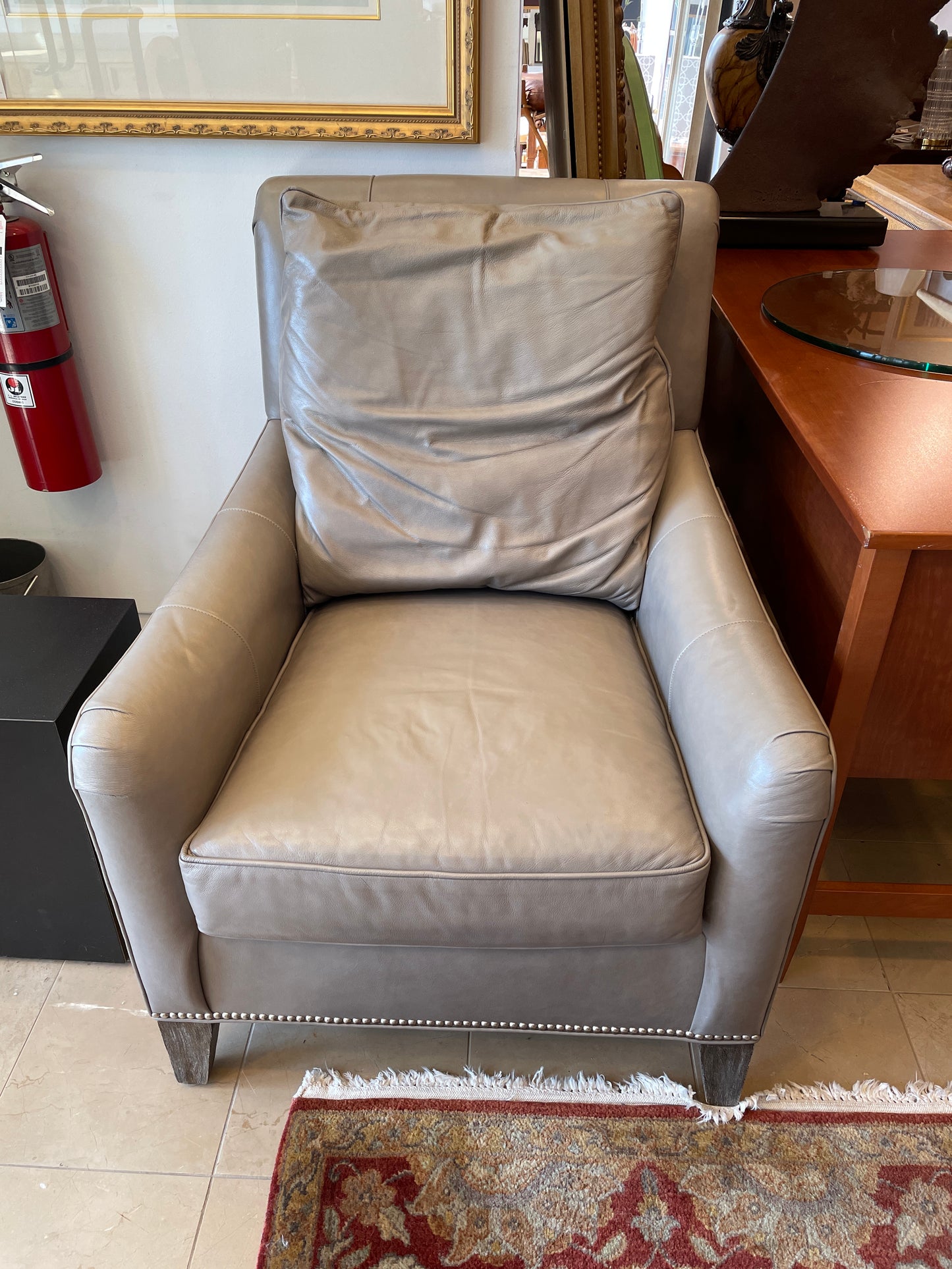 Stanford Leather Chair with Ottoman (0G0013)