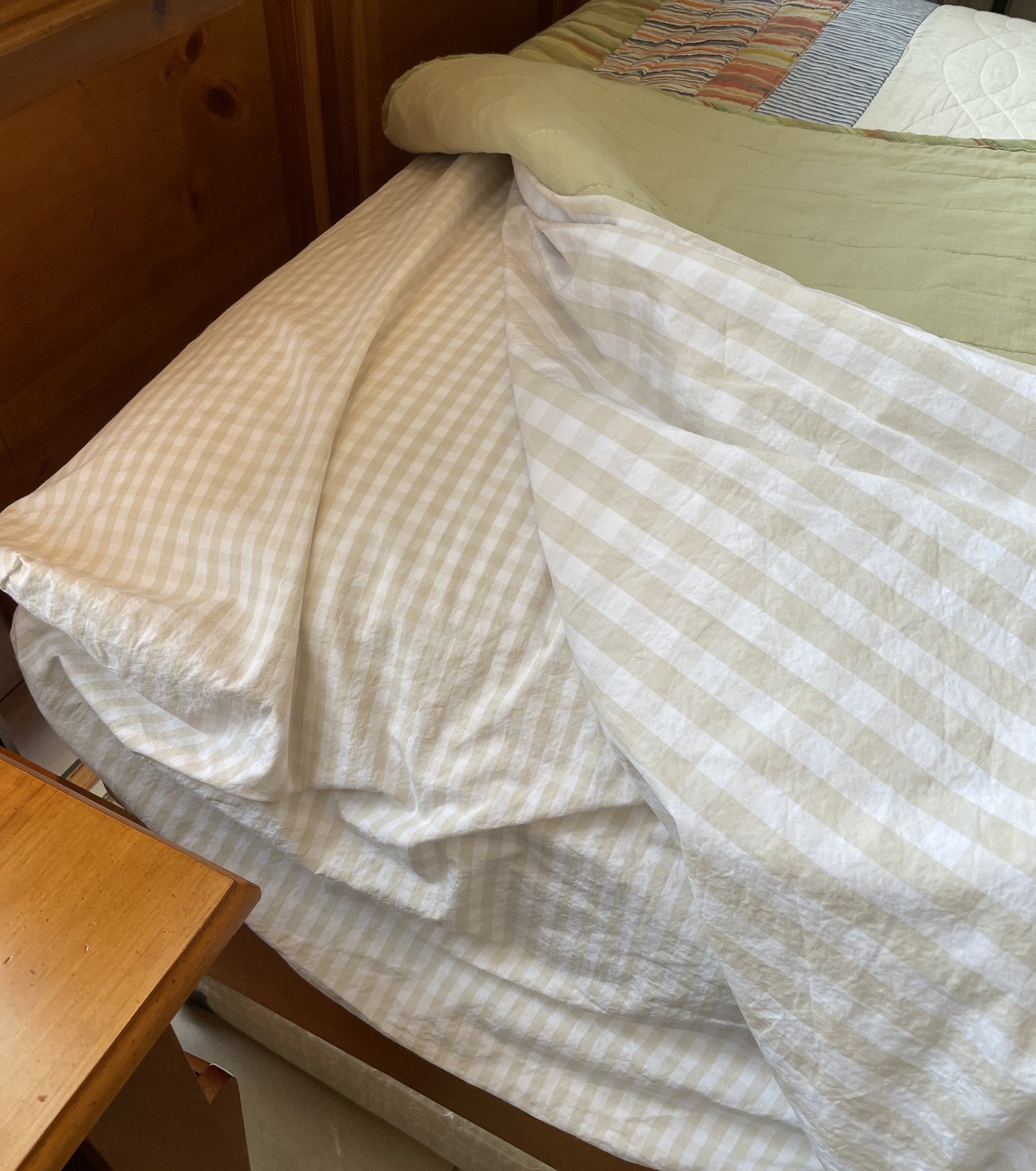 Pair of Twin Fish Quilted Bedding (0CF00N)
