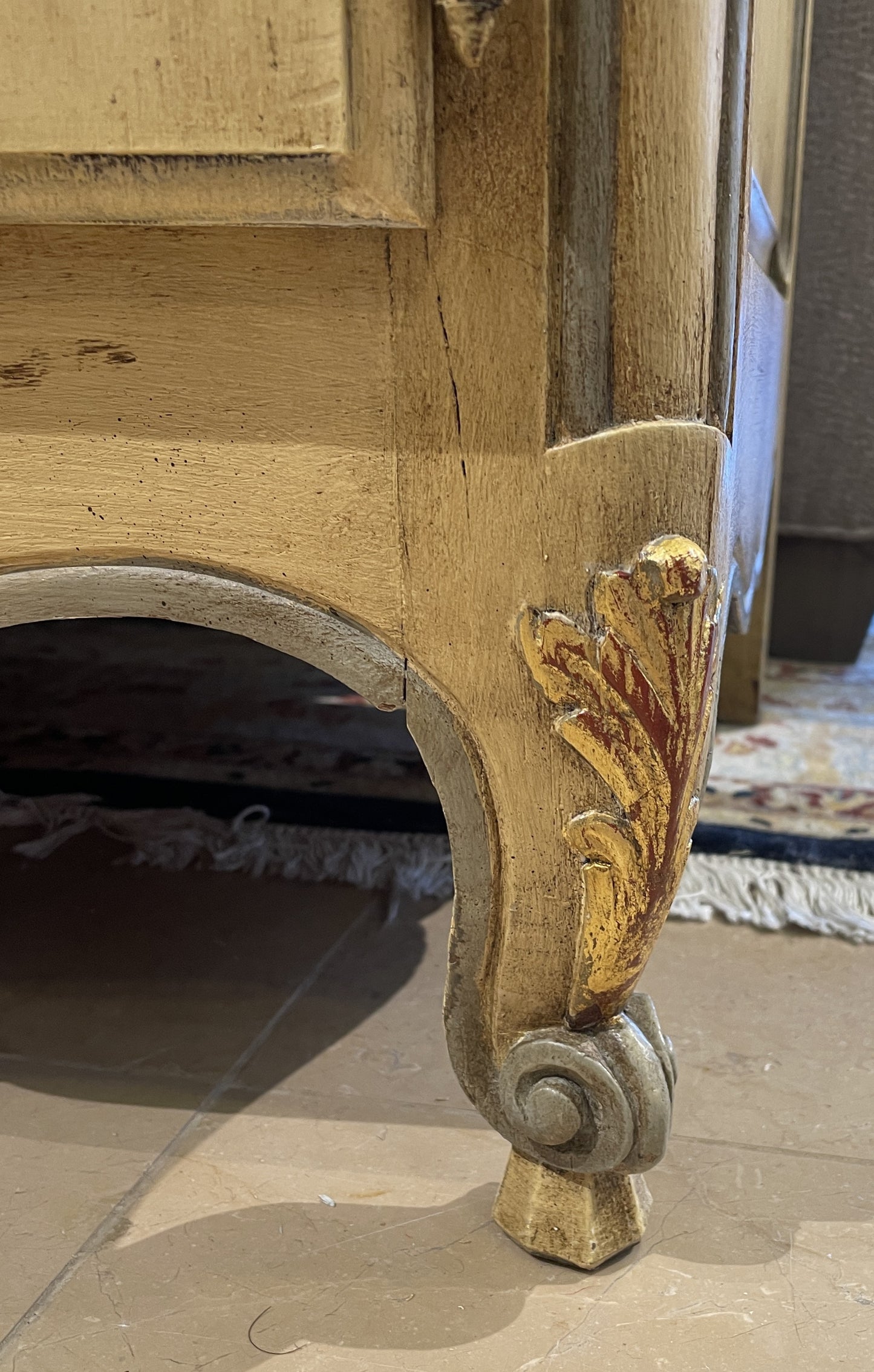 Antique Faux Painted Buffet (0G0017)