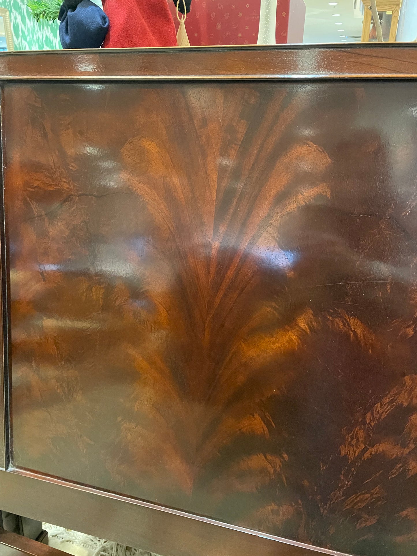Wellington Hall Headboard (C7DF24)