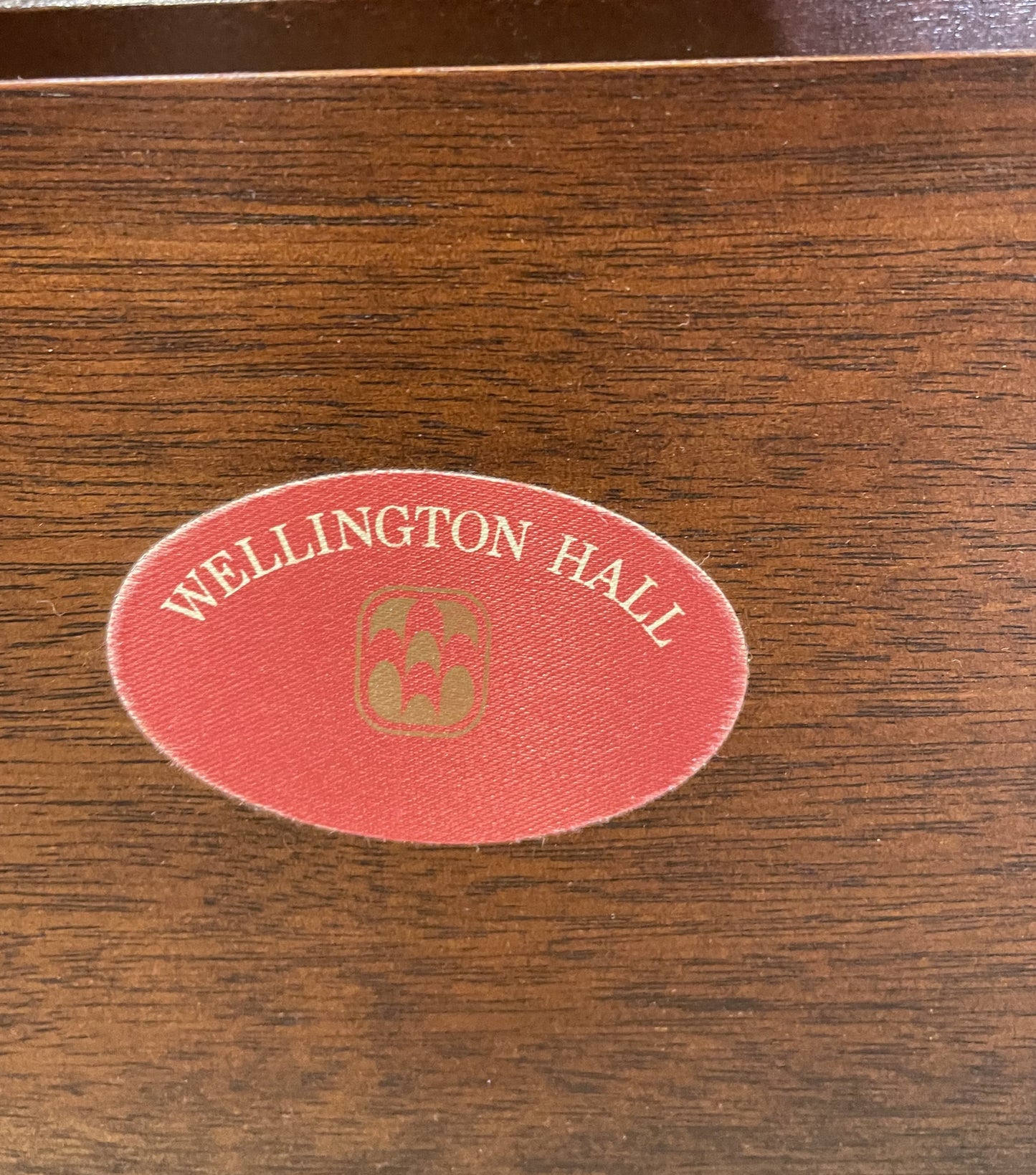 Wellington Hall Headboard (C7DF24)