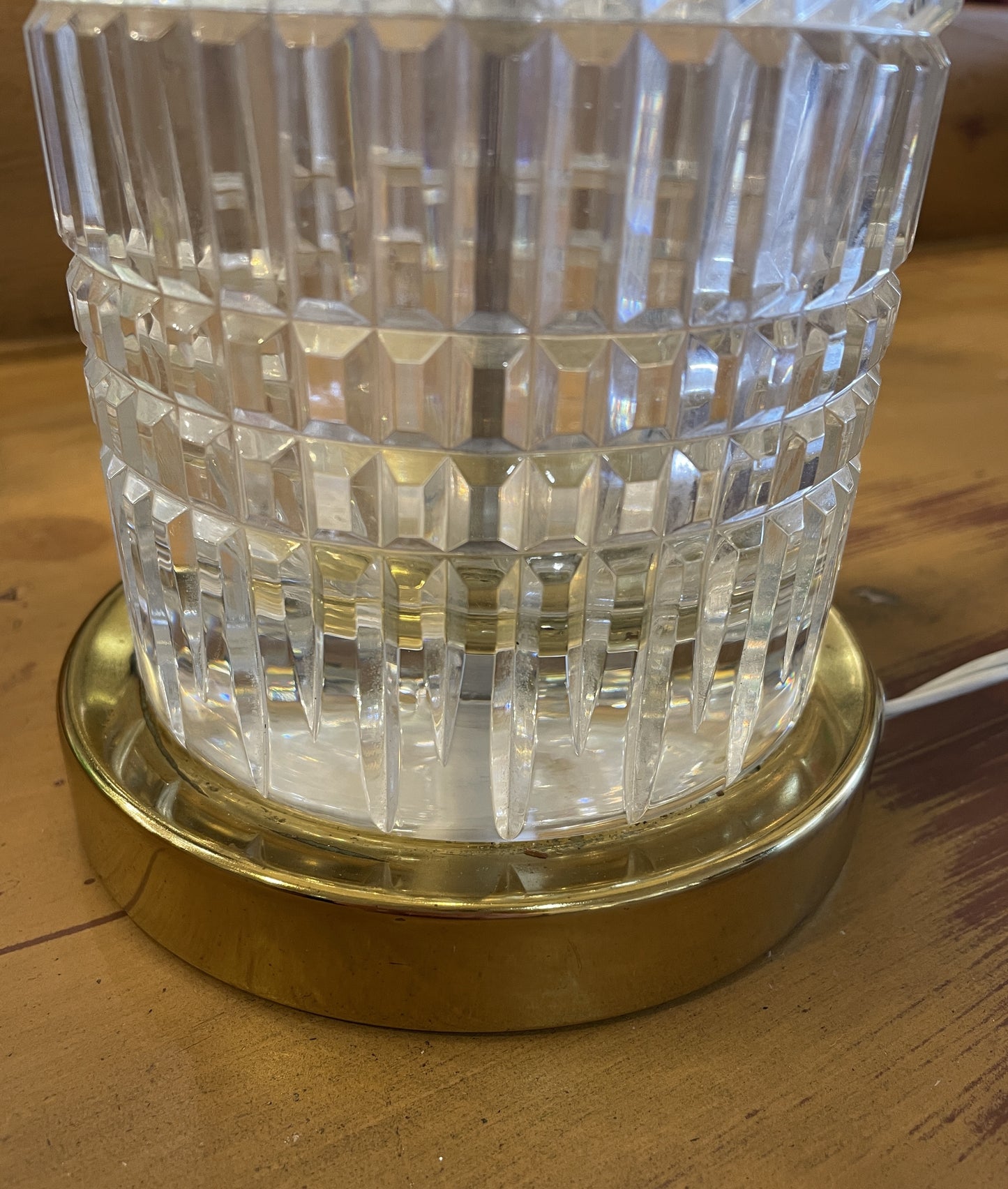 Pair of Vintage Cylindrical Crystal Lamps (0CU002)