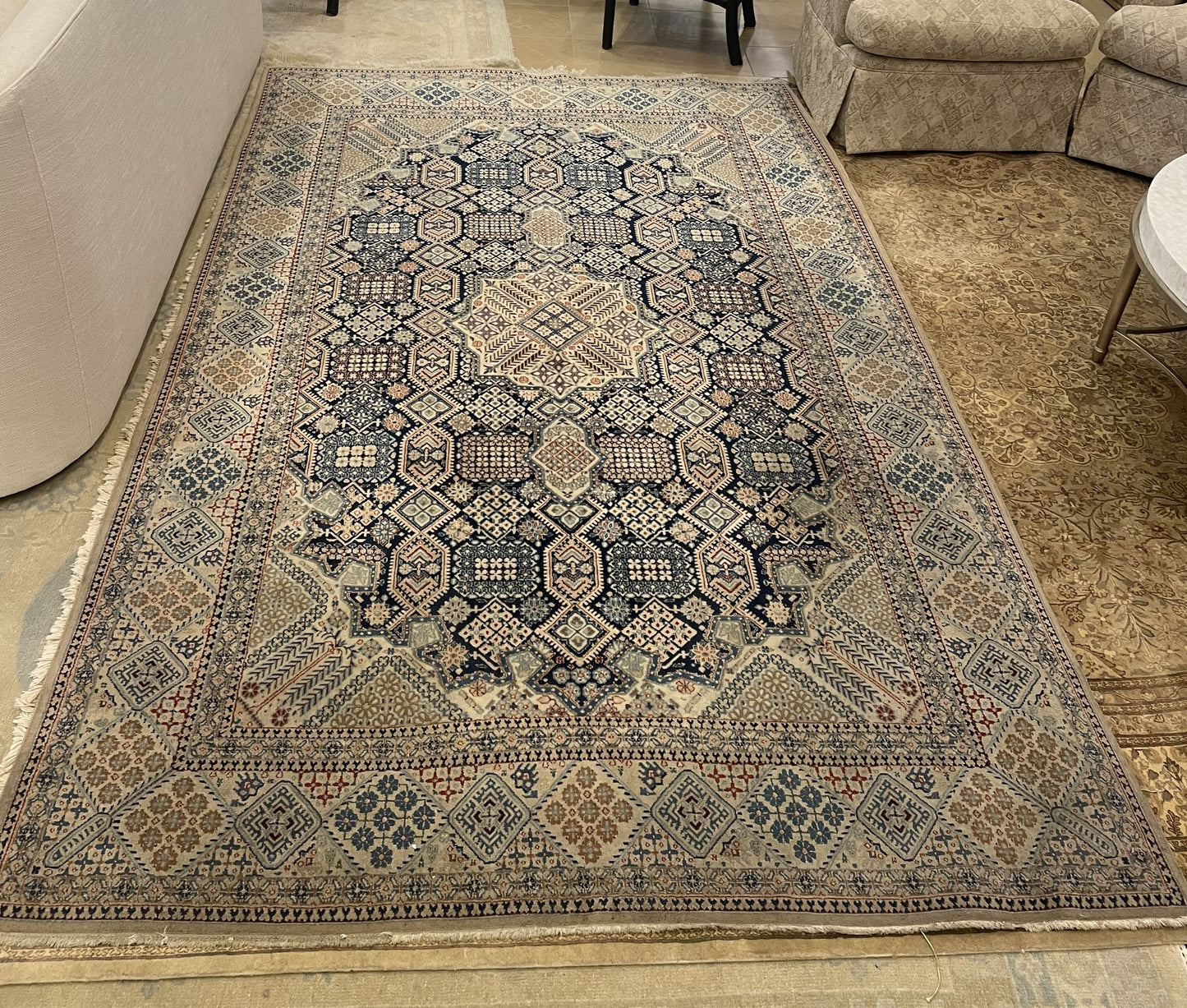 Hand Knotted Blue and Cream Rug (9x5.8) (Q4W1PC)