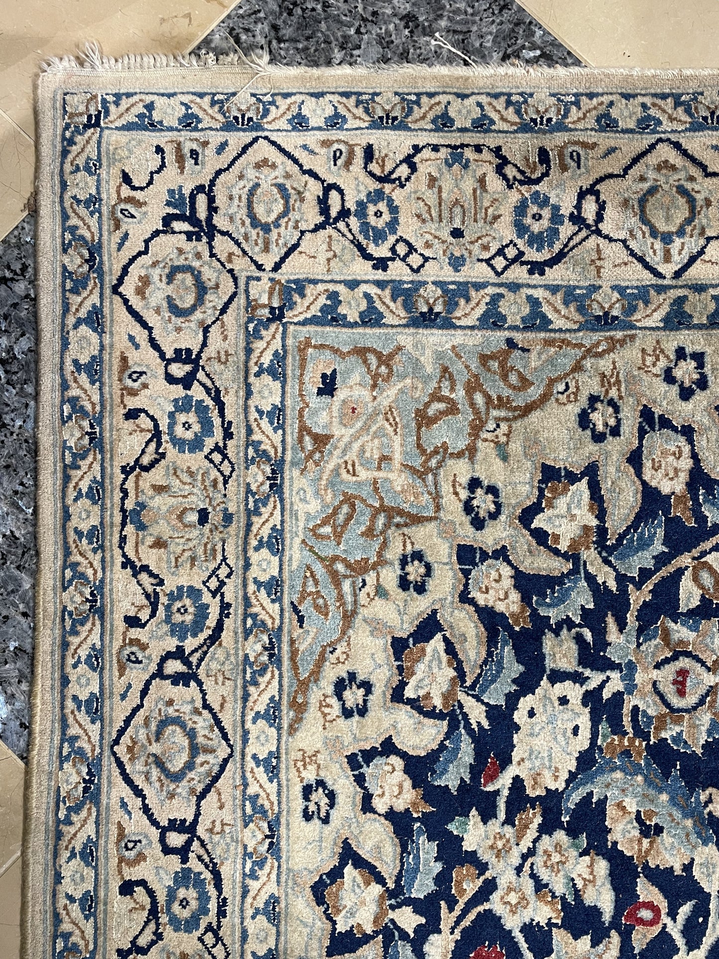 Hand Knotted Blue and Cream Rug (6.6x3) (68VYV6)