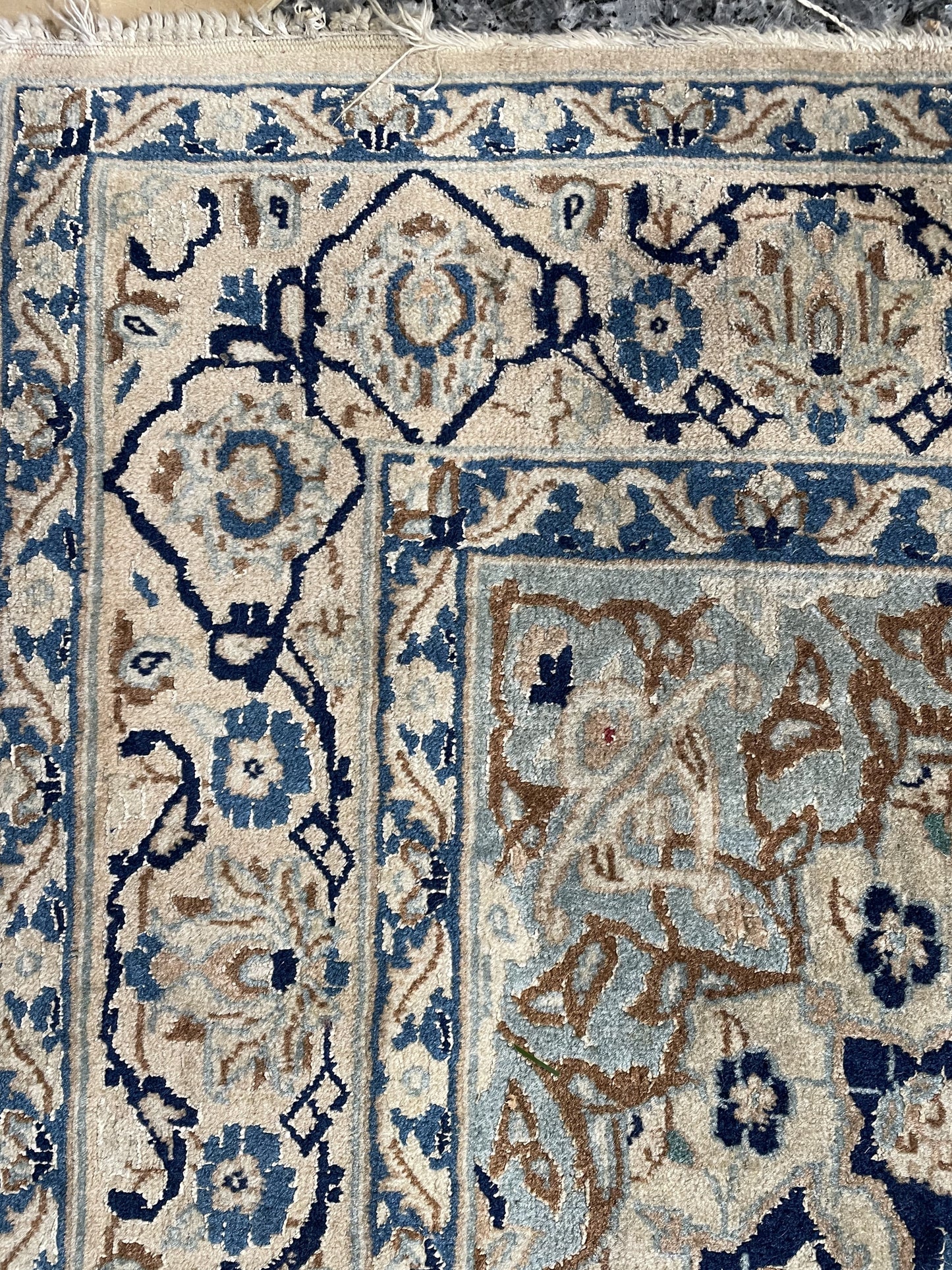 Hand Knotted Blue and Cream Rug (6.6x3) (68VYV6)