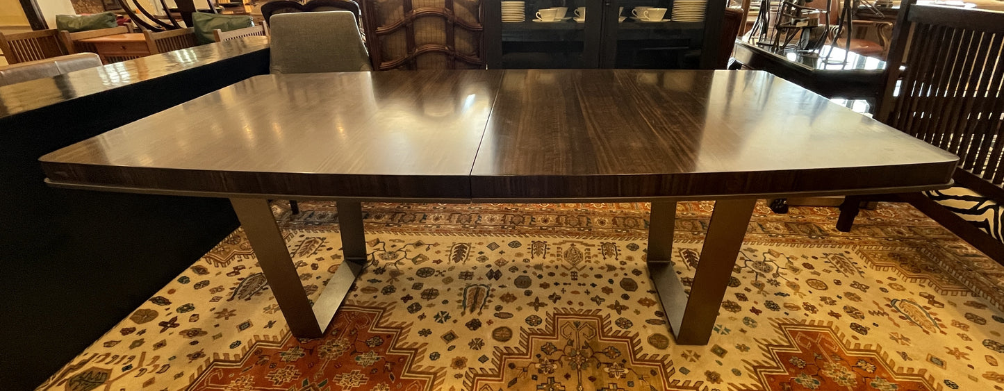 Caracole Streamline Dining Table with one leaf (0H300F)