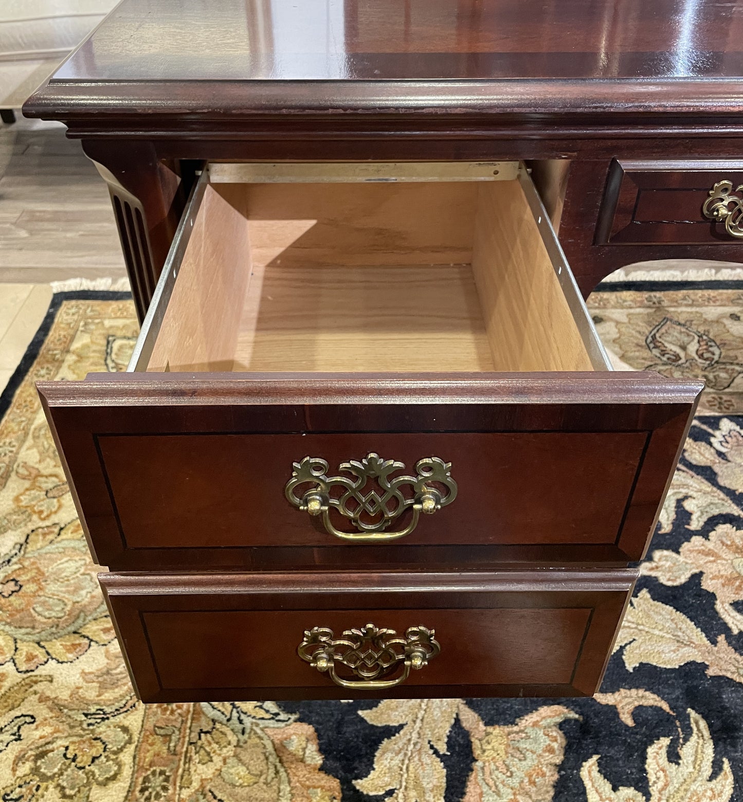 Stanley "The Office" Executive Desk (03G00O)