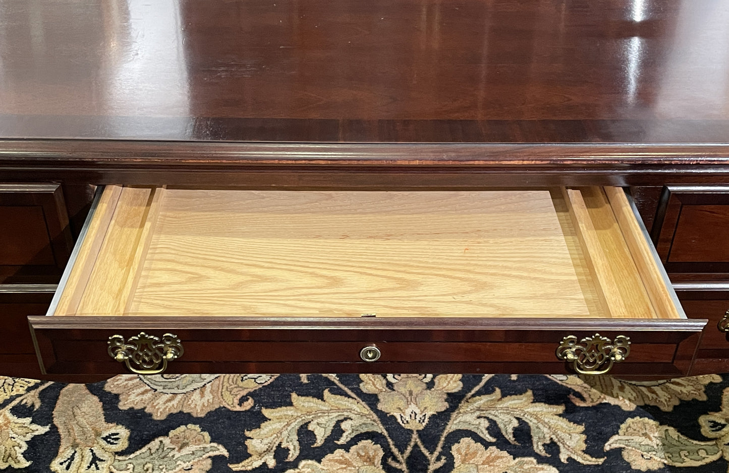 Stanley "The Office" Executive Desk (03G00O)
