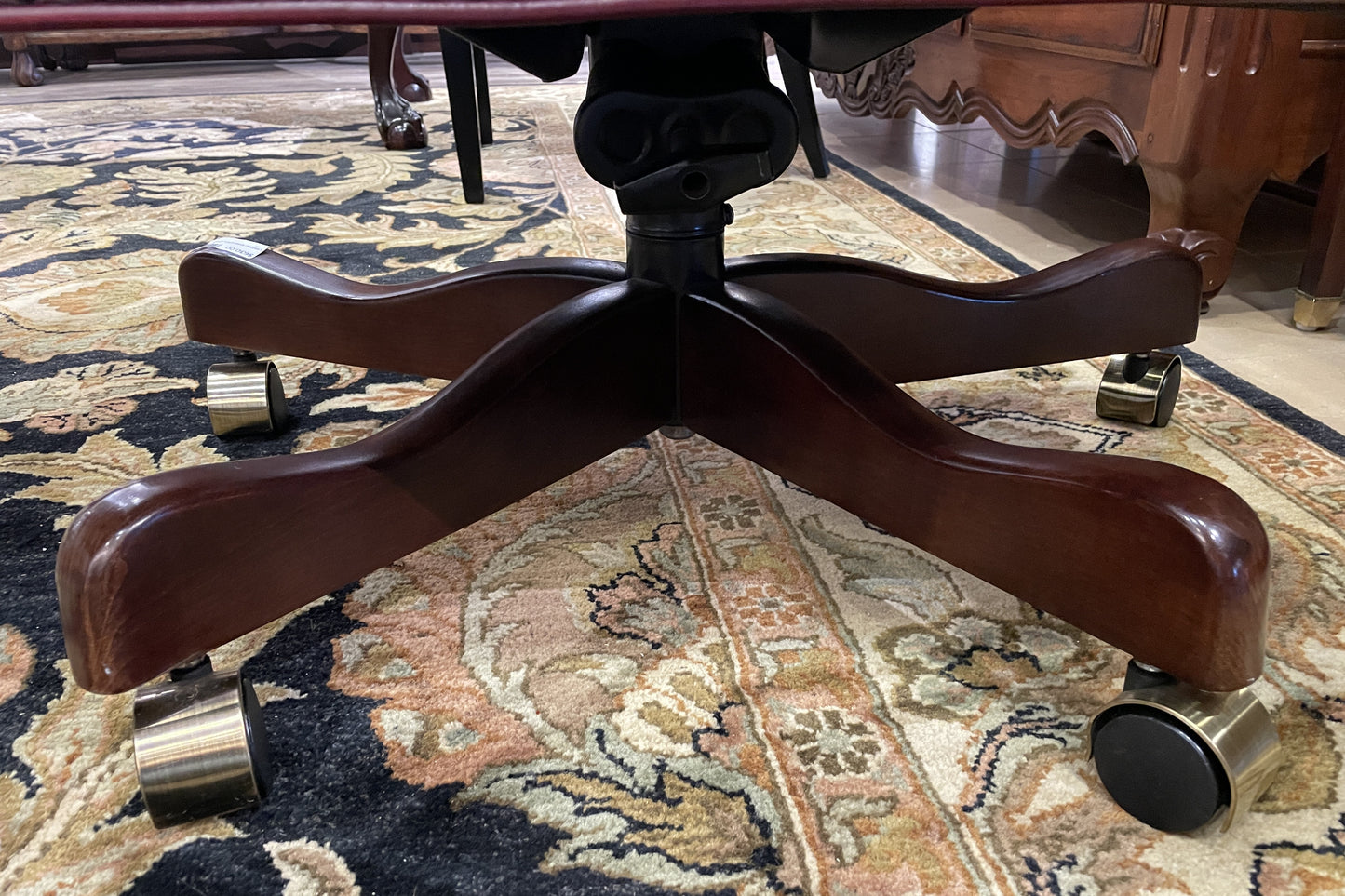 Leather Executive Chair (03G009)