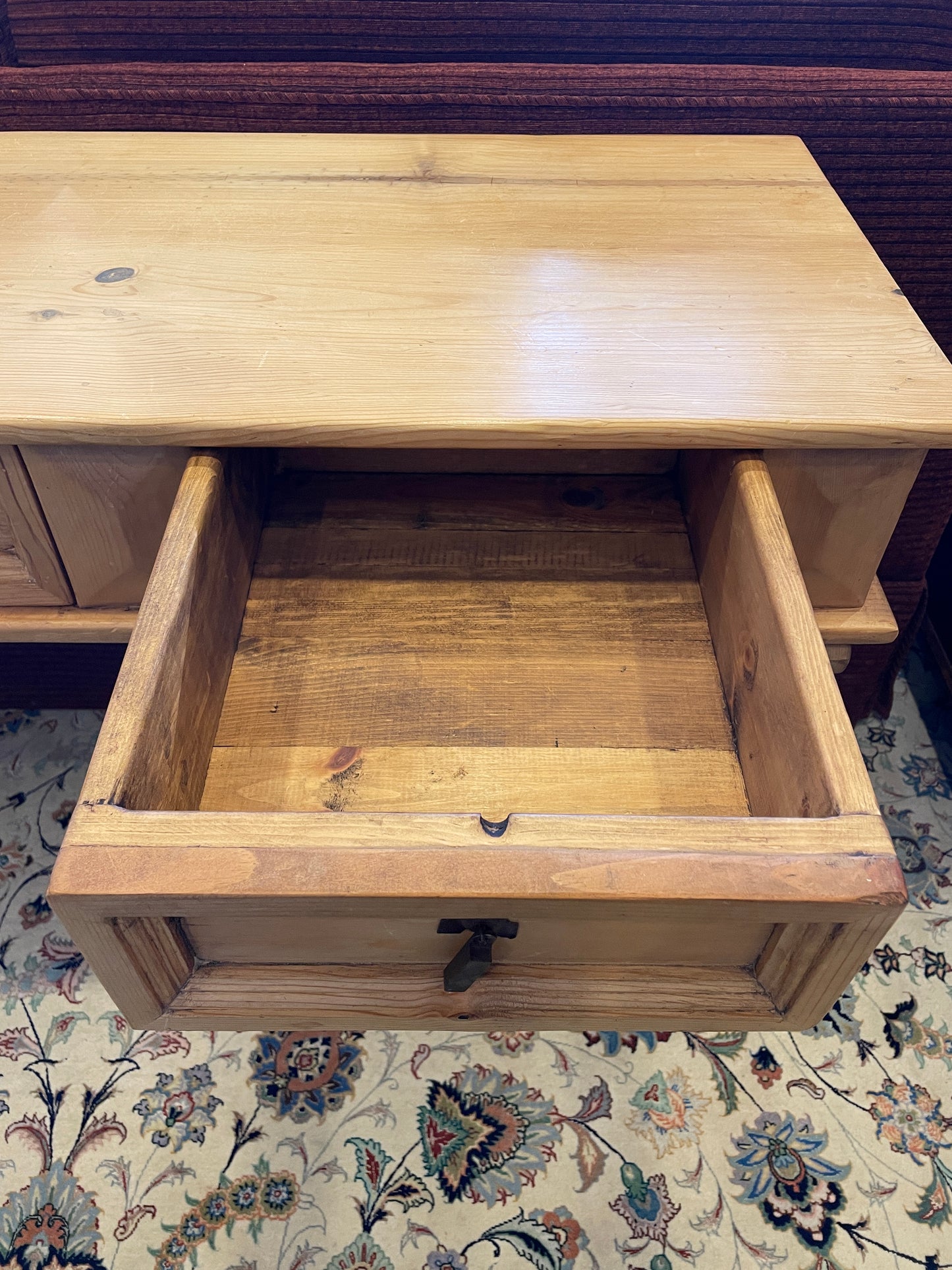 El Poeton Pine Sofa Table (03G00D)