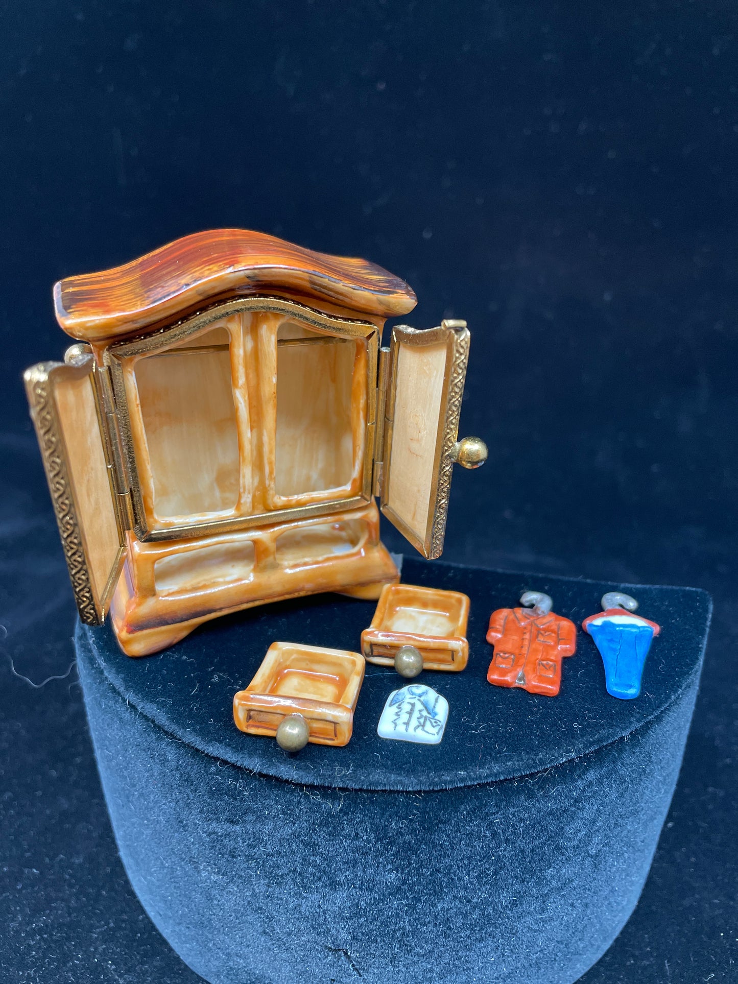 Limoges Wardrobe Trinket Box