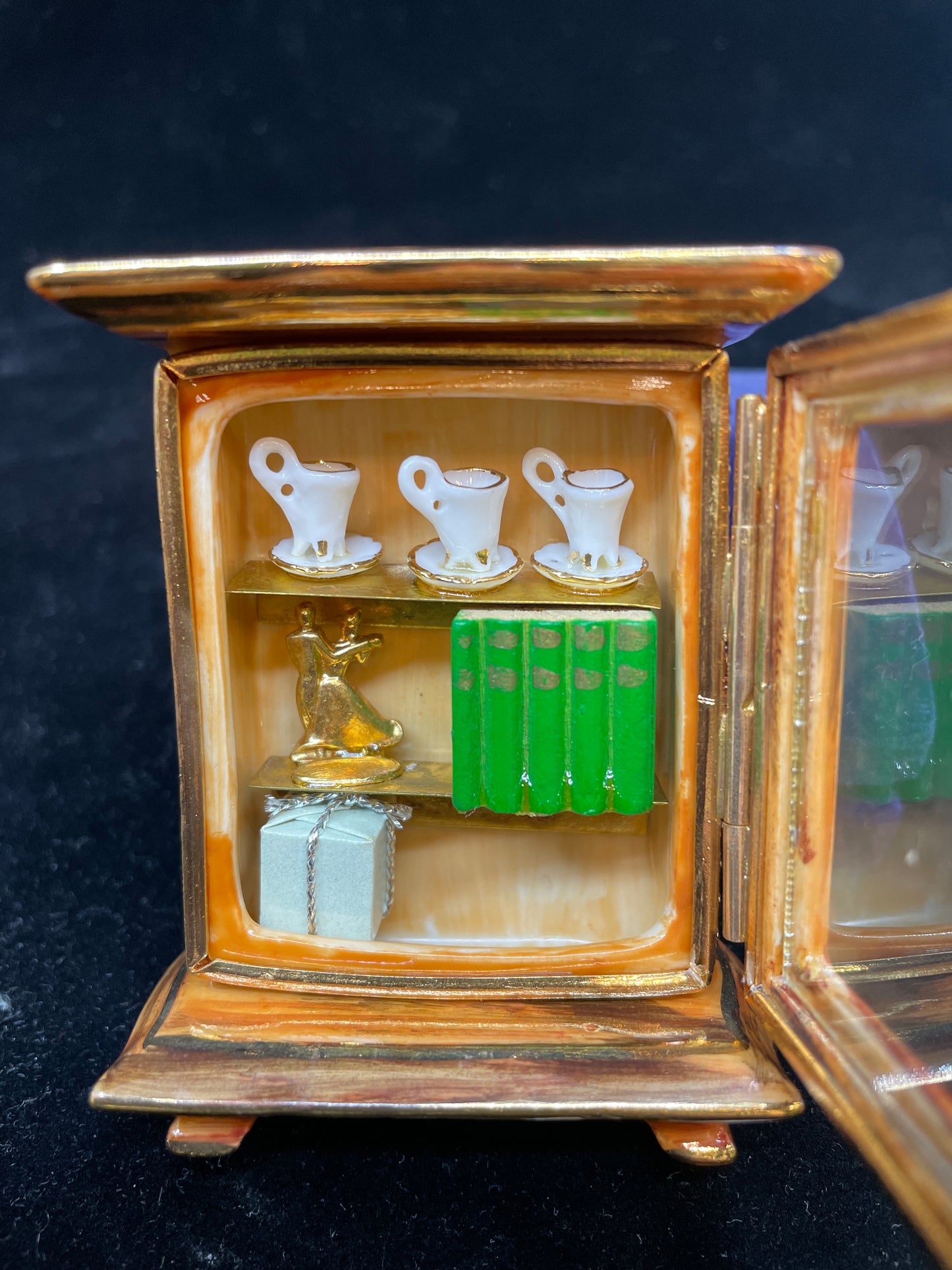 Limoges Curiosities Cabinet/Bookcase (030023)