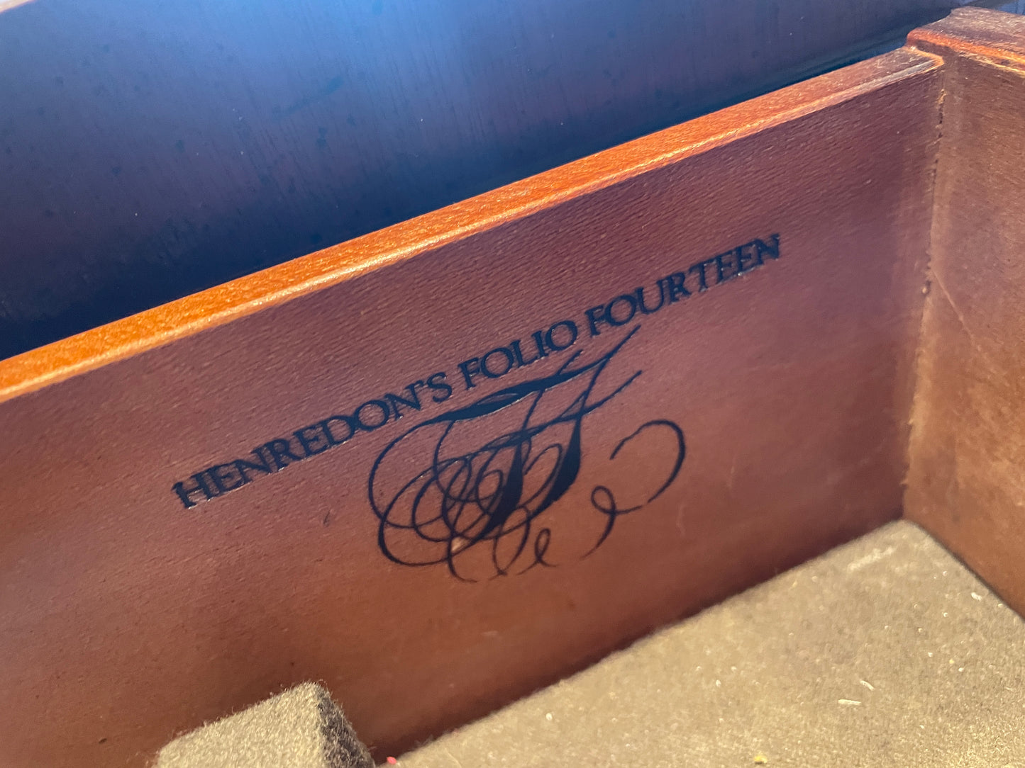 Henredon Mahogany China Cabinet (0D2001)