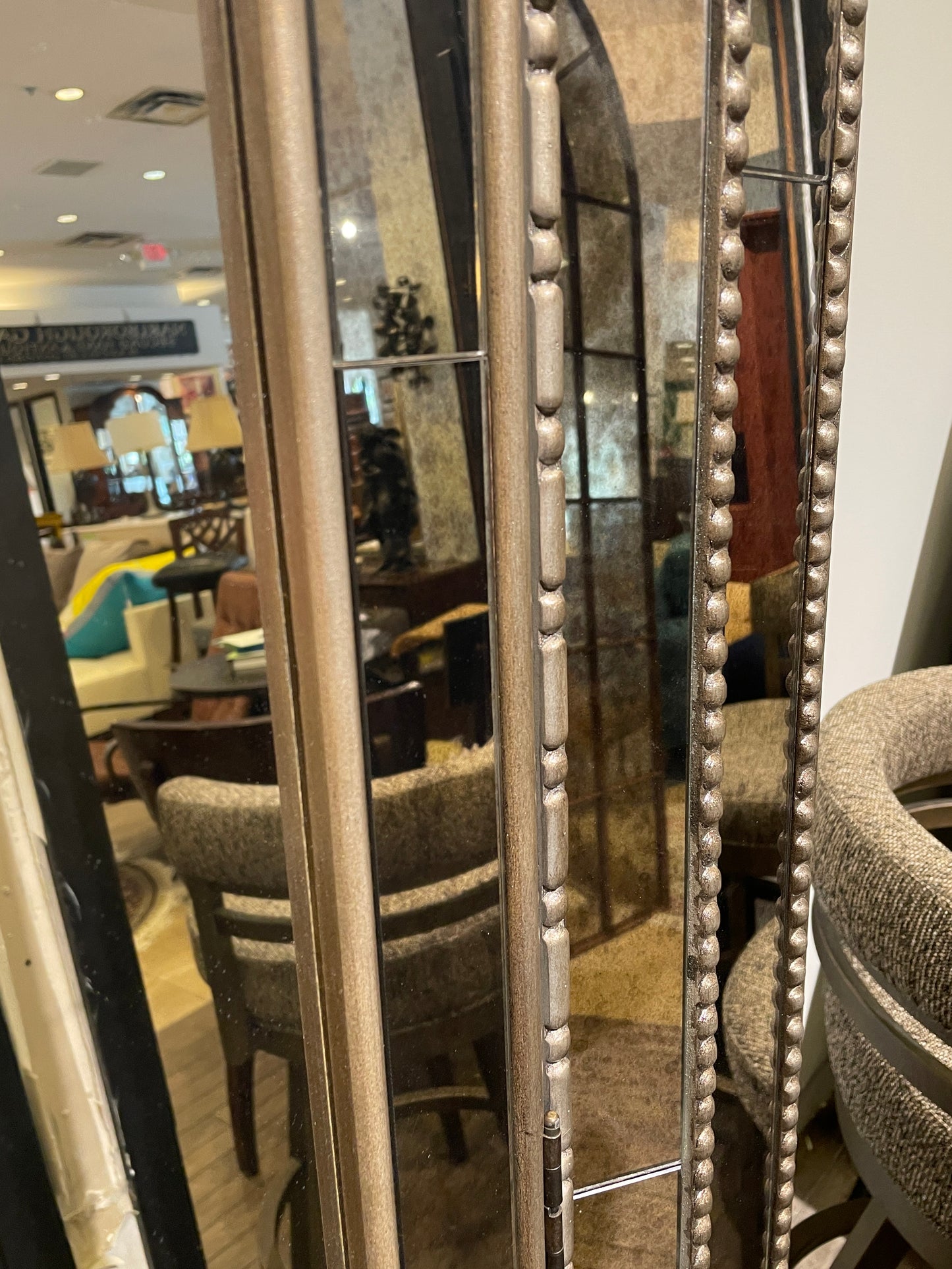 Hooker Melange Floor Mirror with Jewelry Interior (0D400D)