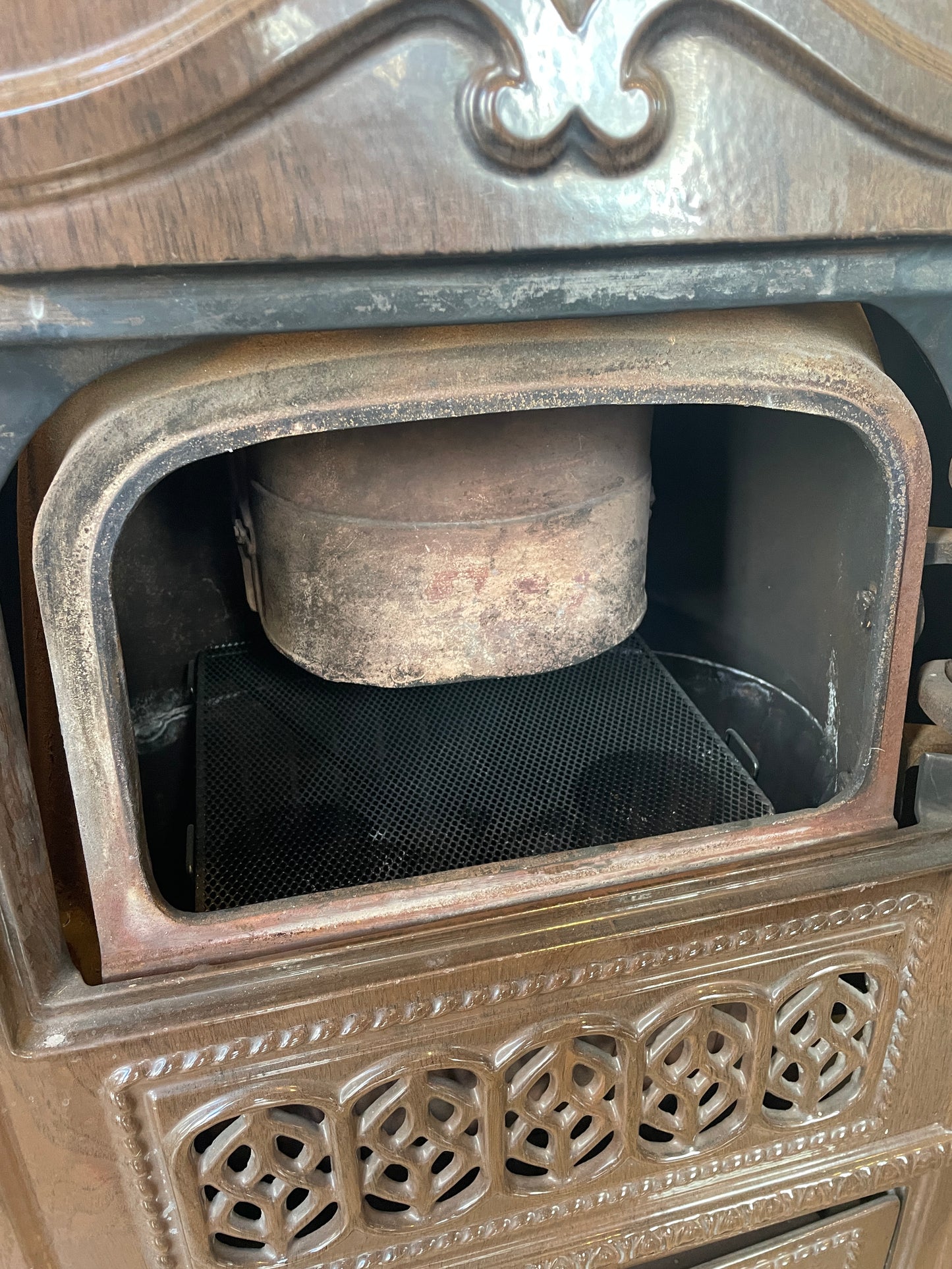 Enameled Wood Burning Stove "Golden Dawn" (0HF001)