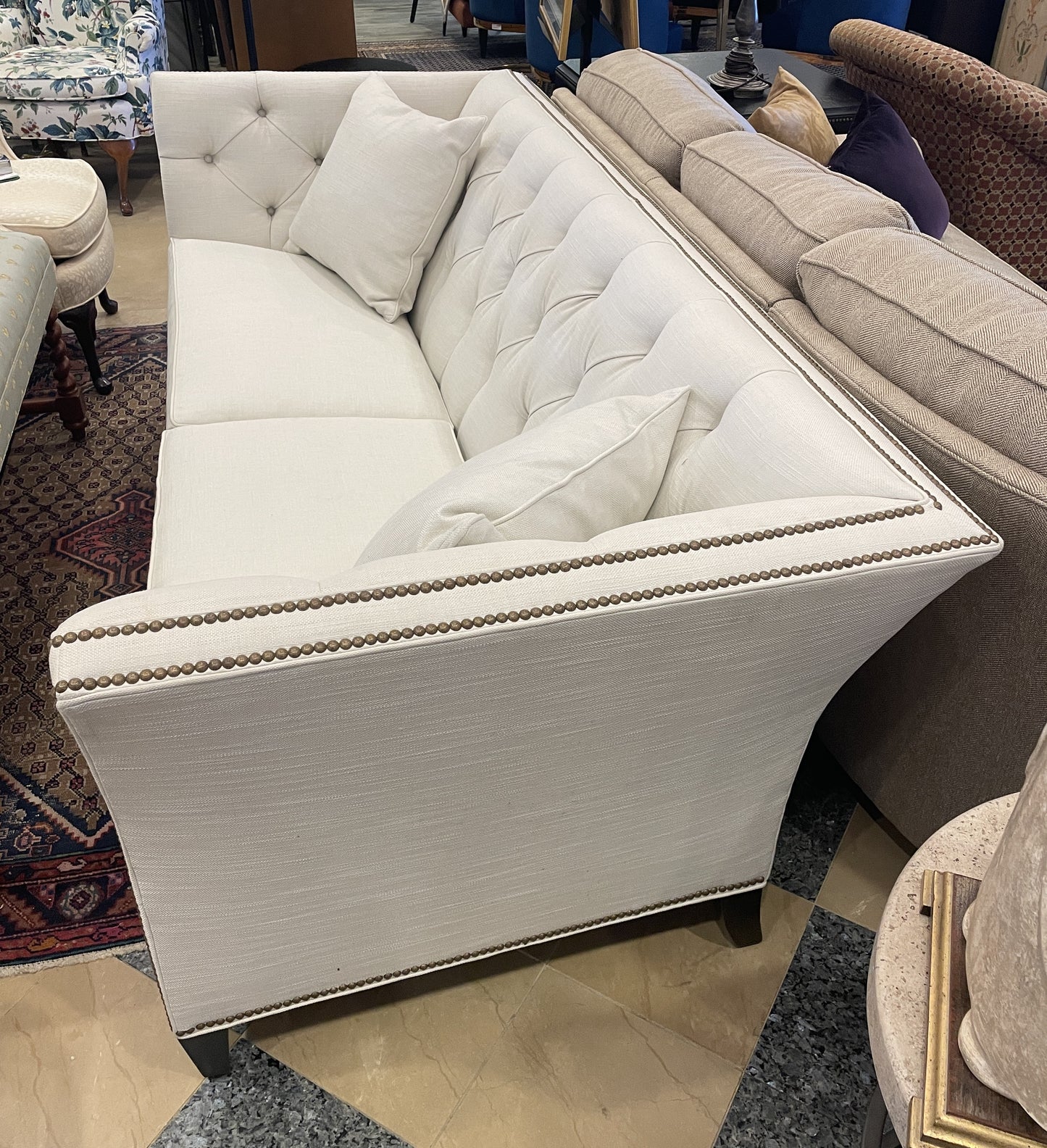 Ethan Allen Shelton Tufted Sofa (01D00N)