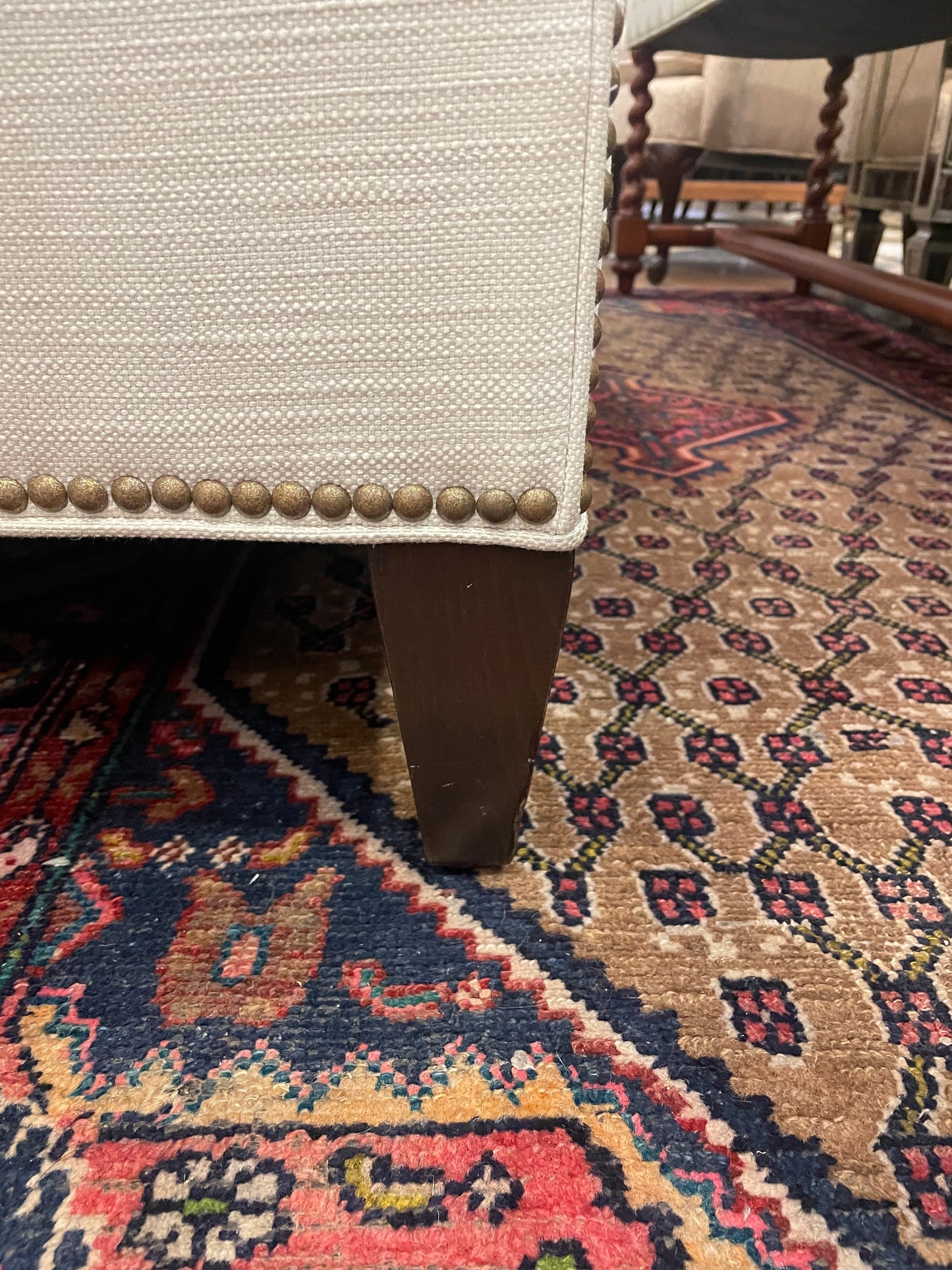 Ethan Allen Shelton Tufted Sofa (01D00N)
