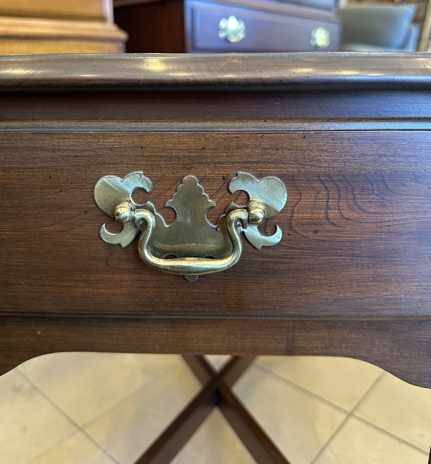 Pennsylvania House End Table, Cherry (Two available 0C400Q, 0C400P)