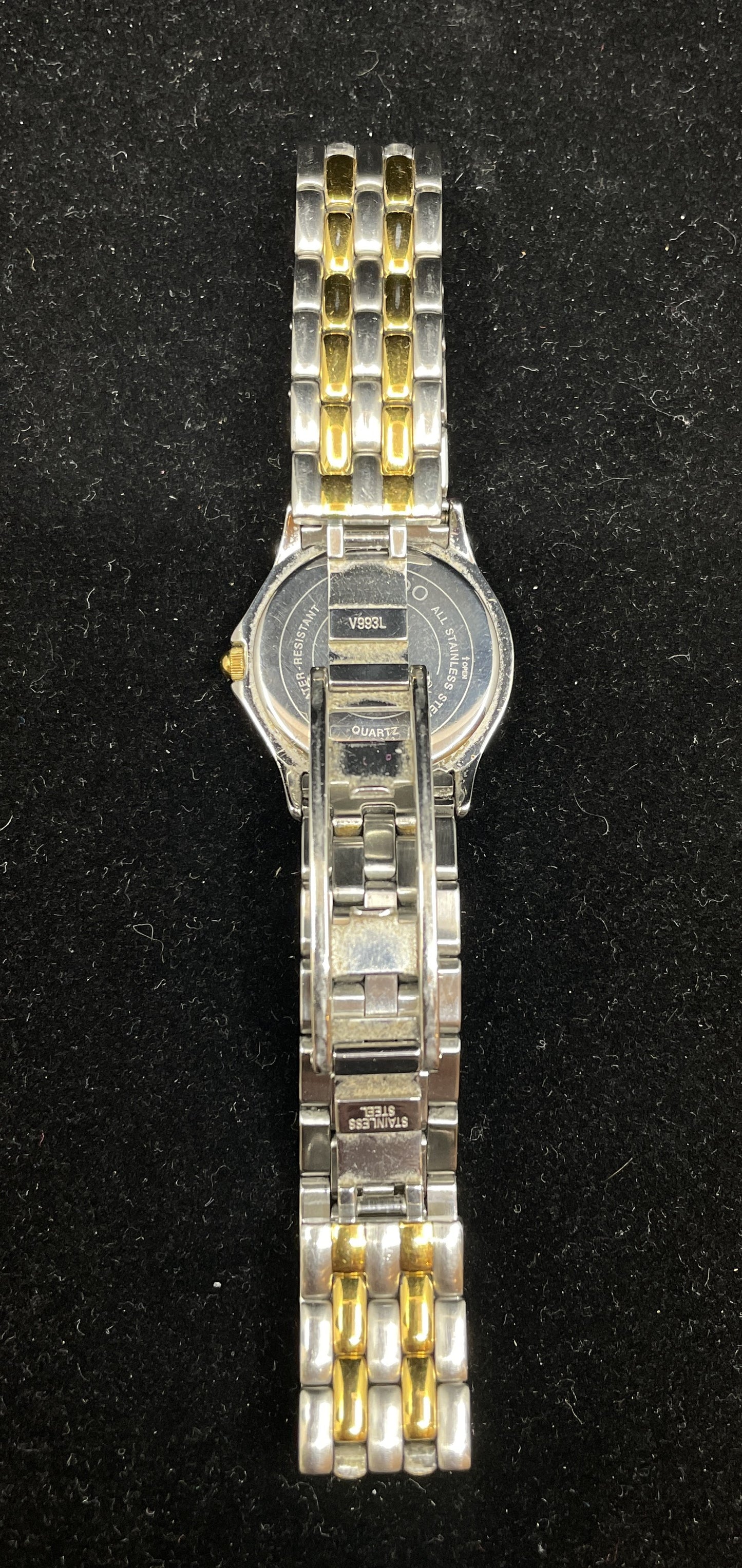 Movado Two Tone Ladies Watch (0HH003)