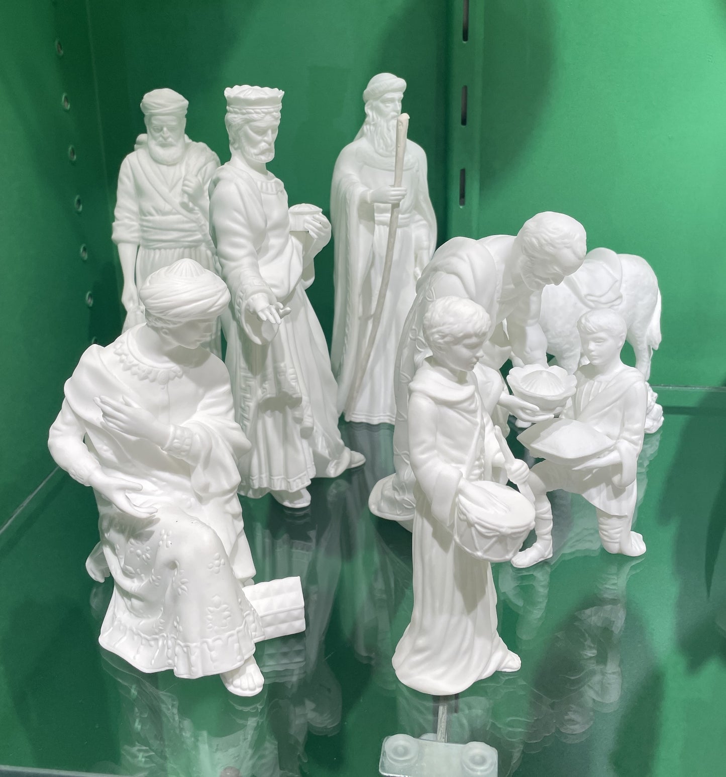 Lenox The Nativity, Complete with Boxes, No Creche (0HJ001)