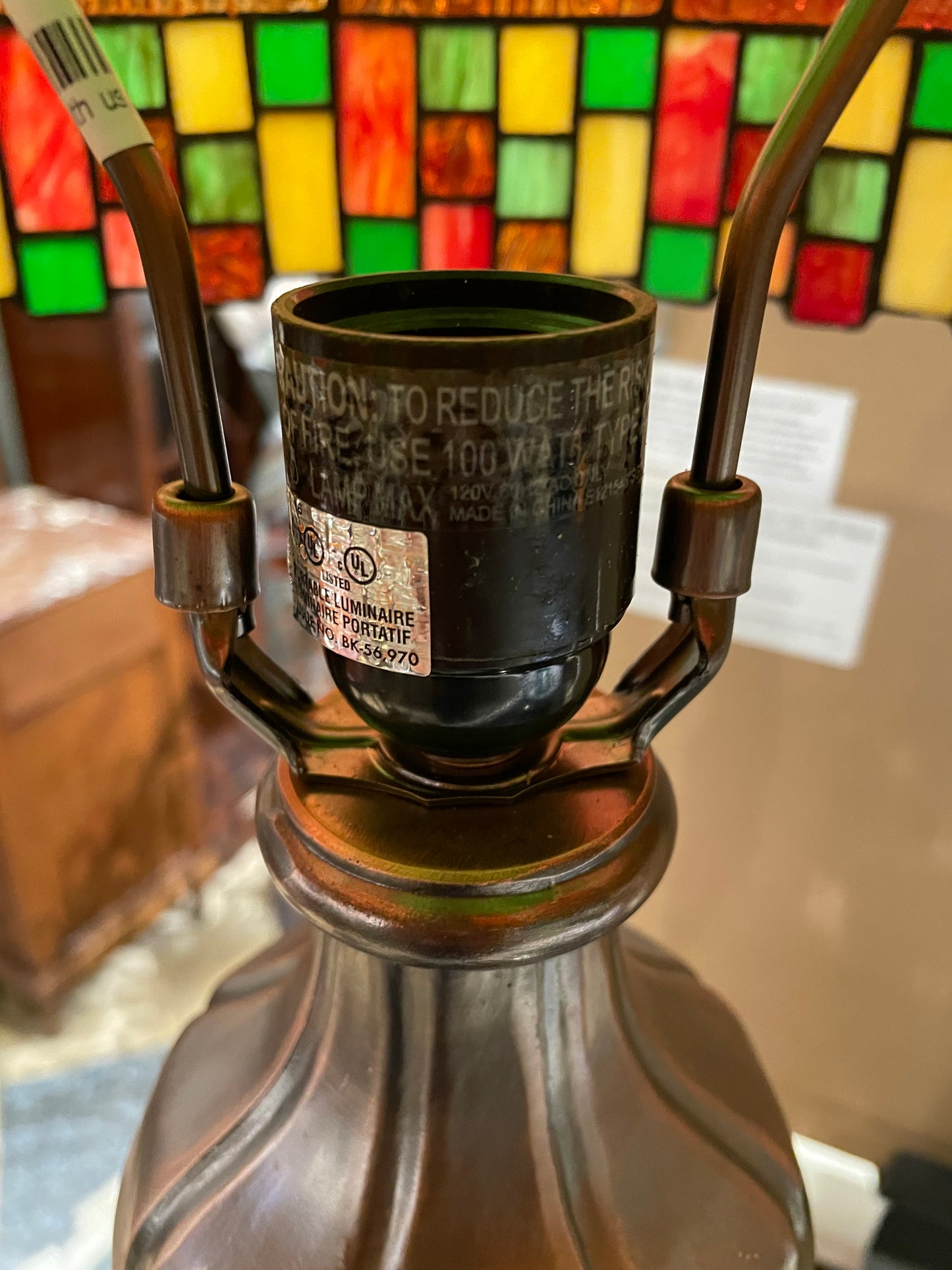 Colorful Geometric Stained Glass Lamp (9K71AK)