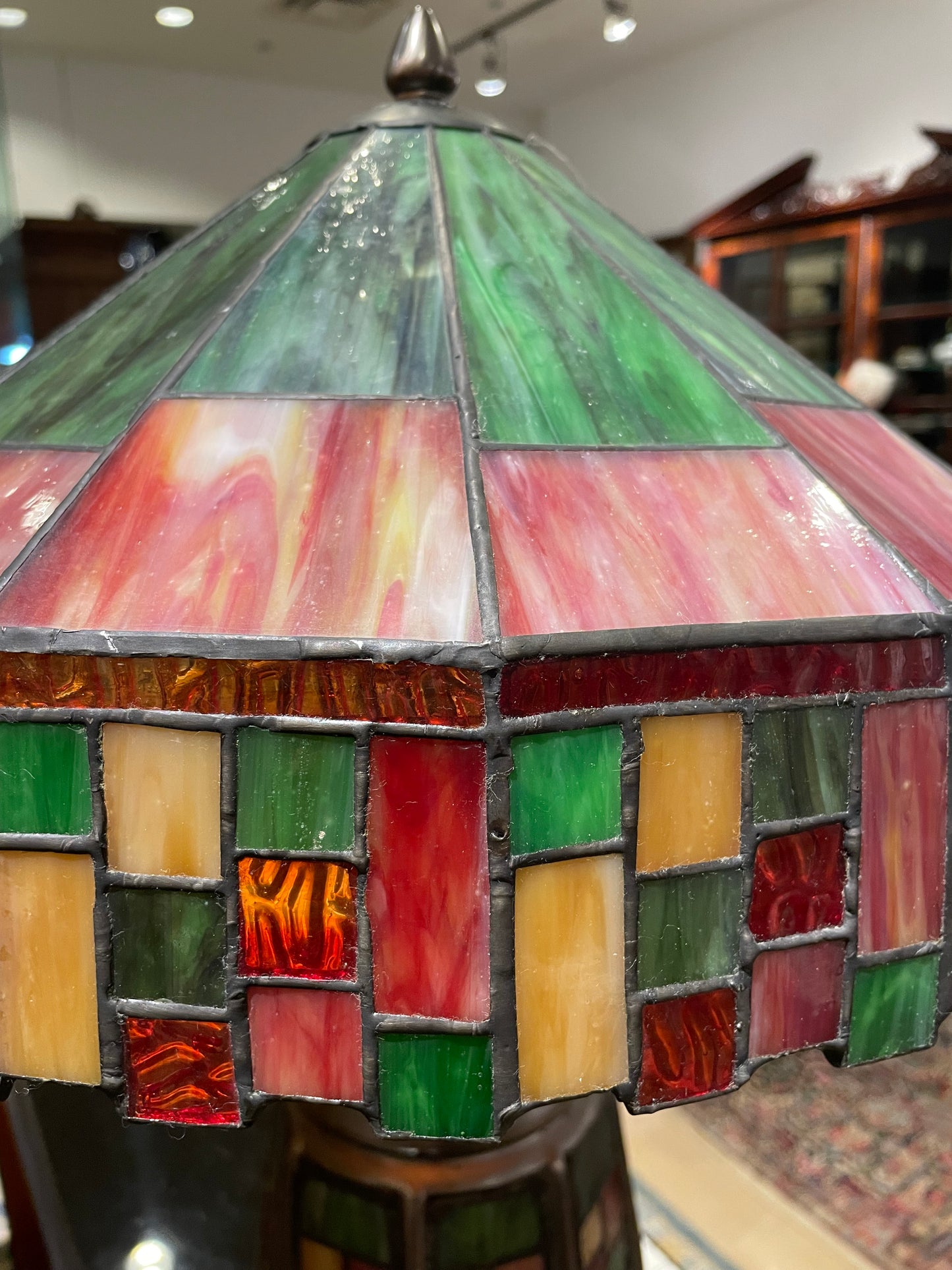 Colorful Geometric Stained Glass Lamp (9K71AK)