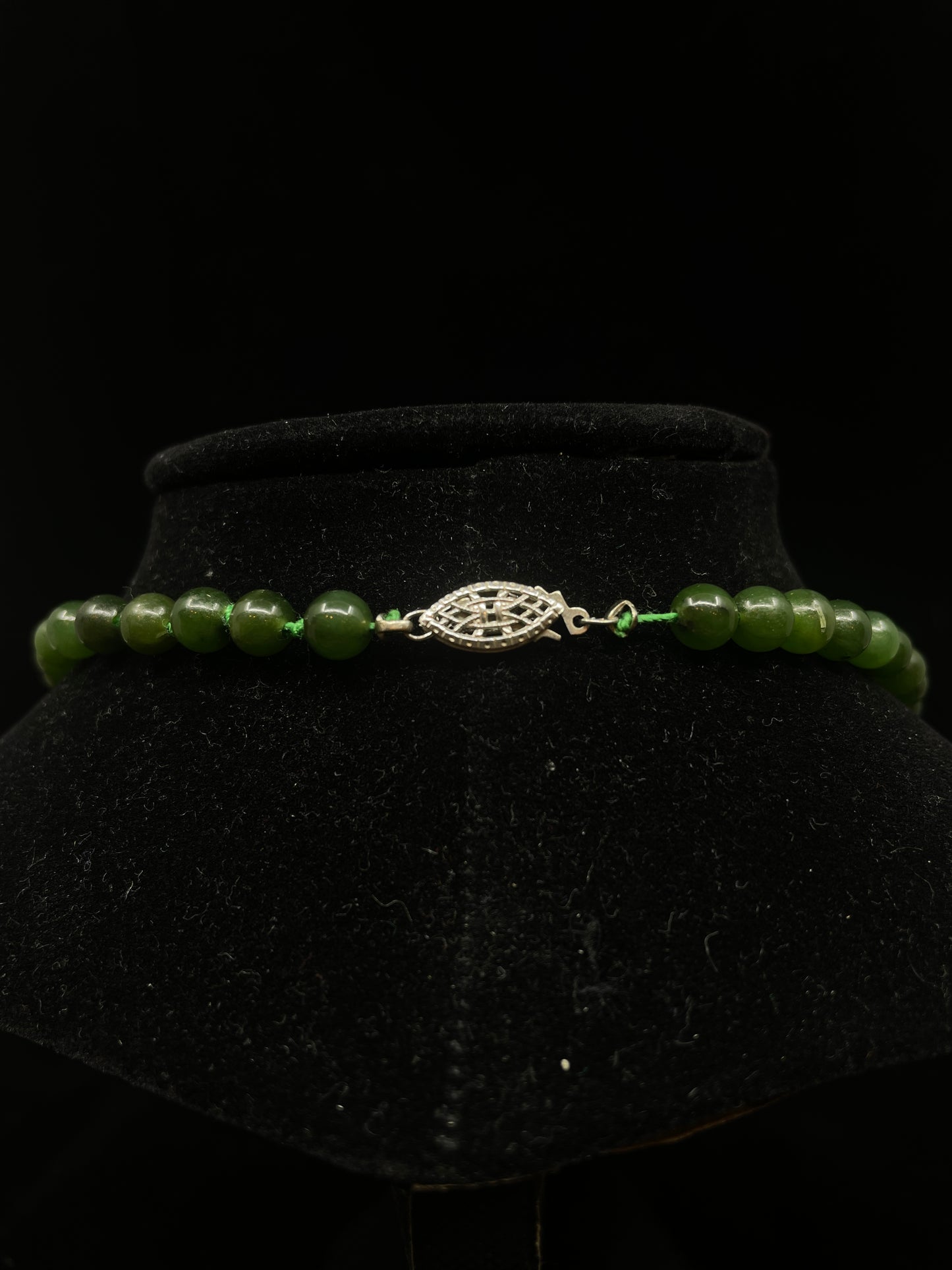 Jade Hand-Tied Bead Necklace (0LA002)