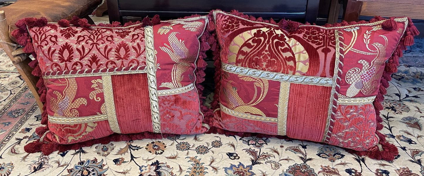 Fortuny Damask Pillow, a pair (0HP00D)