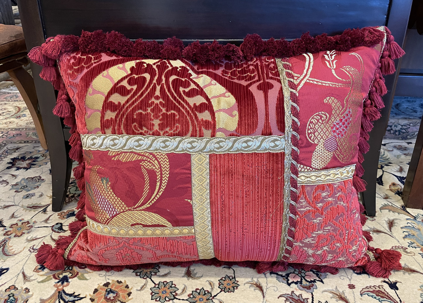 Fortuny Damask Pillow, a pair (0HP00D)