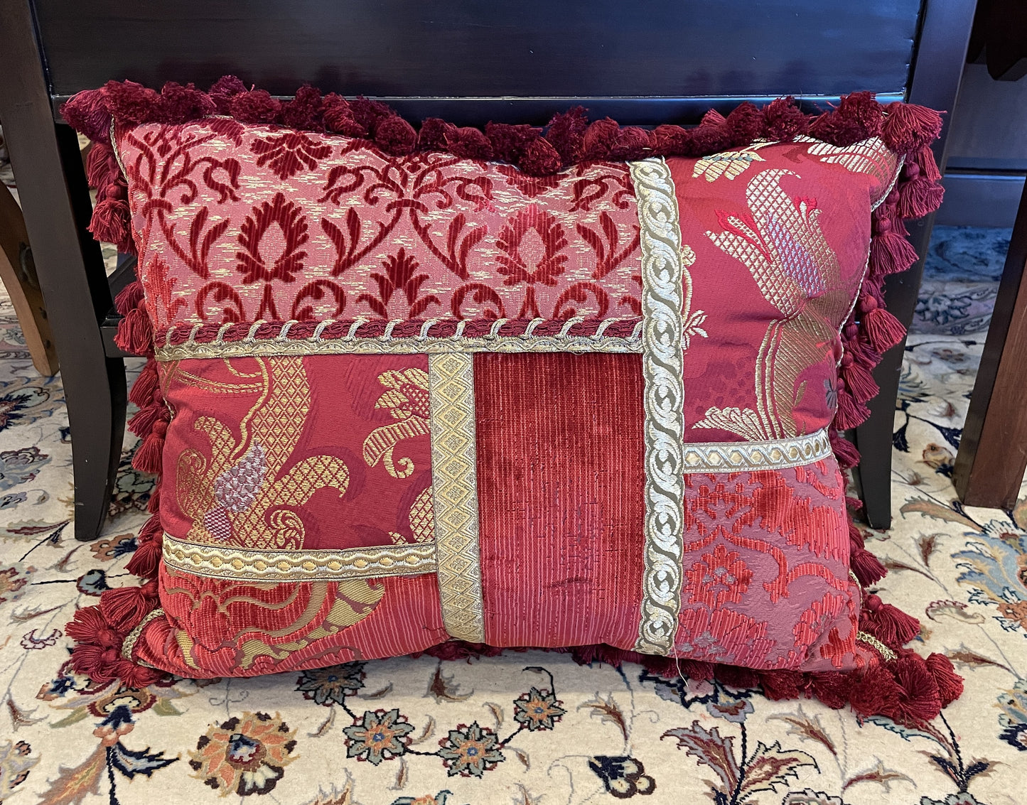 Fortuny Damask Pillow, a pair (0HP00D)