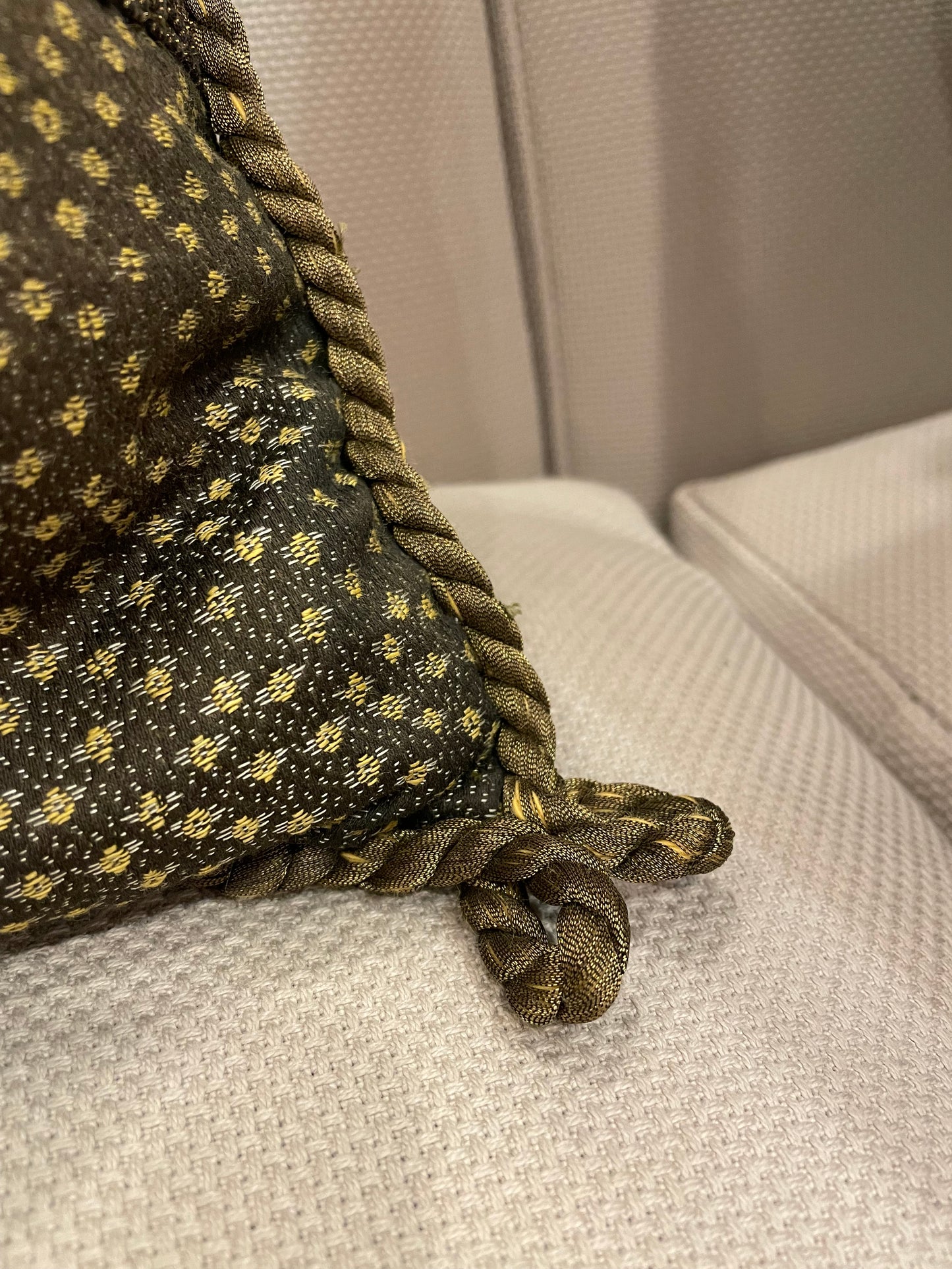 Pair of 19th Century Obi Silk Decorative Pillows (NSAPXA)