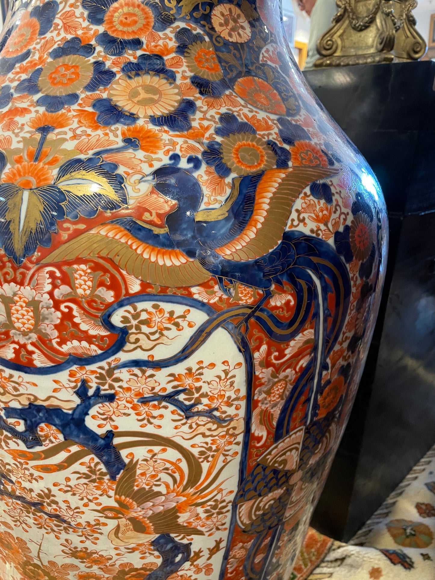 Japanese Imari Palace Vase in oranges and blue (0HP003)