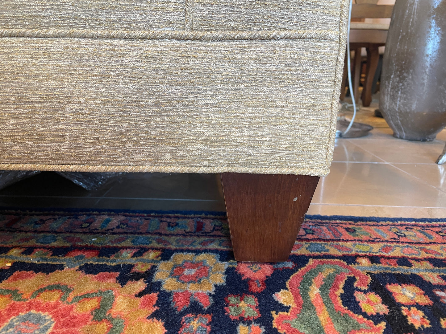 Stickley Camelback Sofa (0HS003)