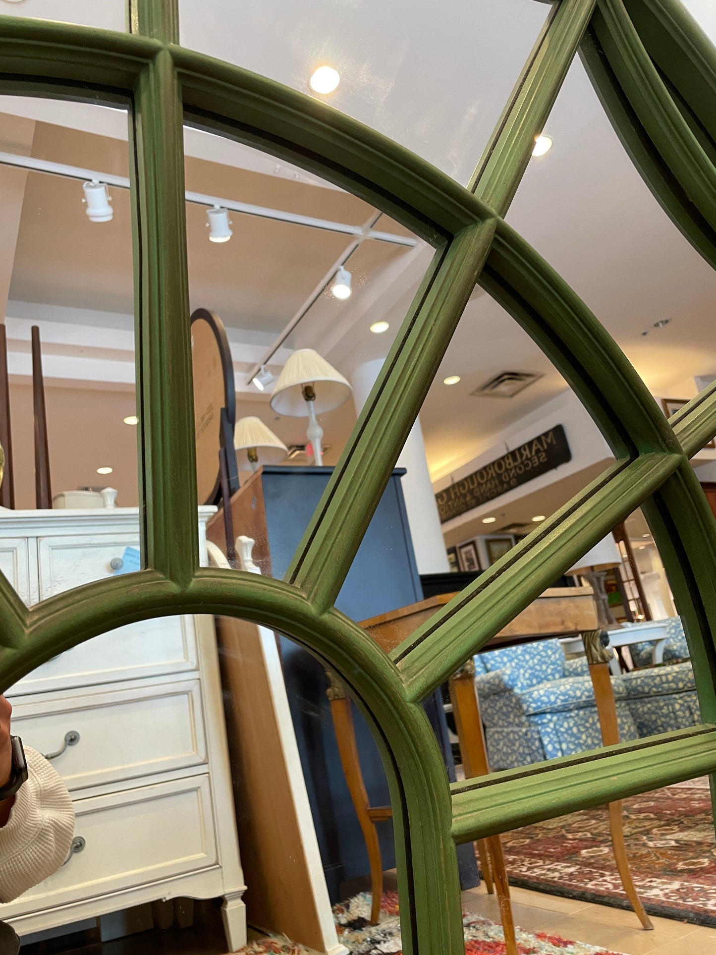 Ballard Designs Farmhouse Domed Mirror in Green (0DN003)