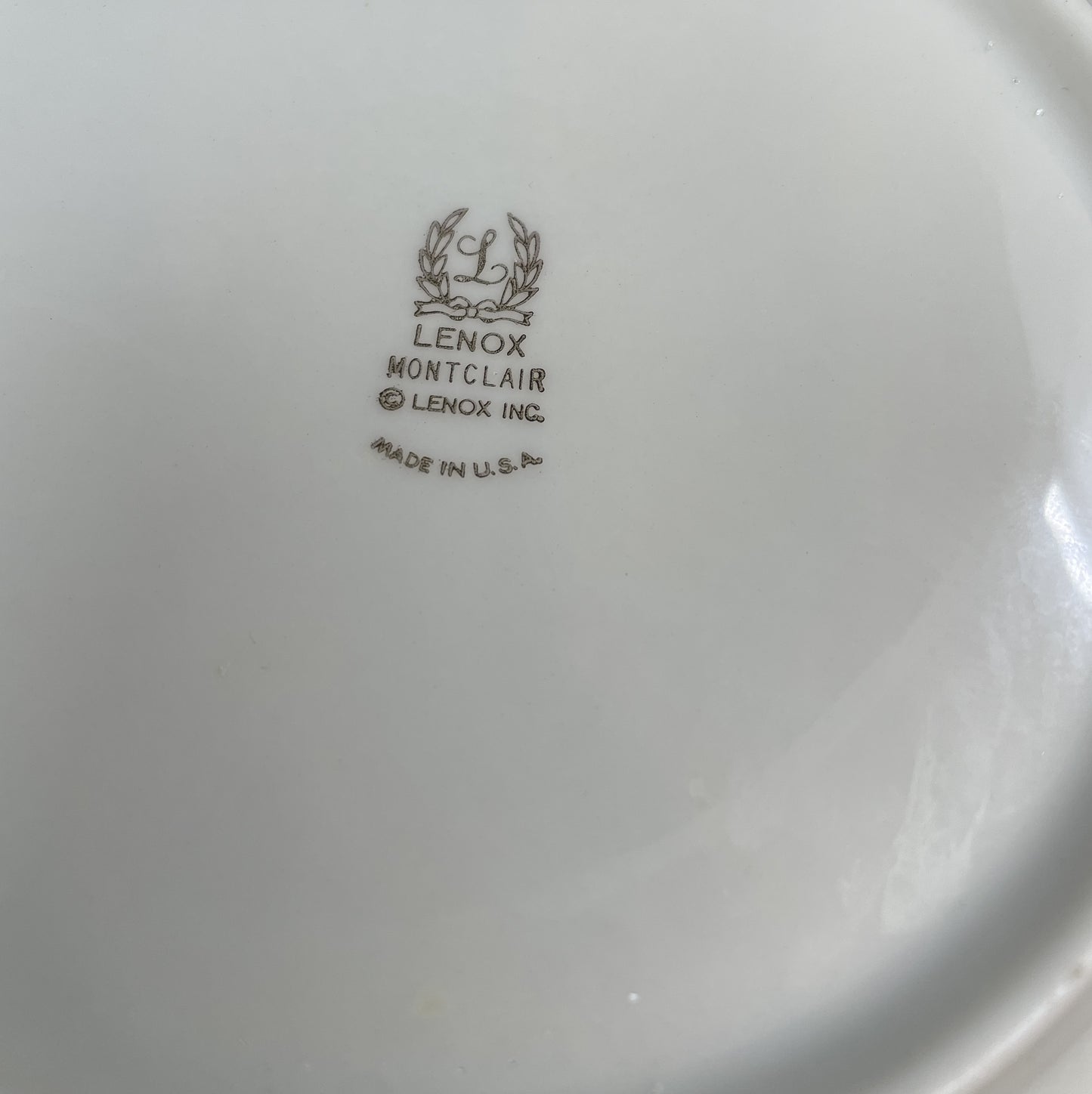 Lenox Olympia Platinum China, Setting for 8 (0HX001)