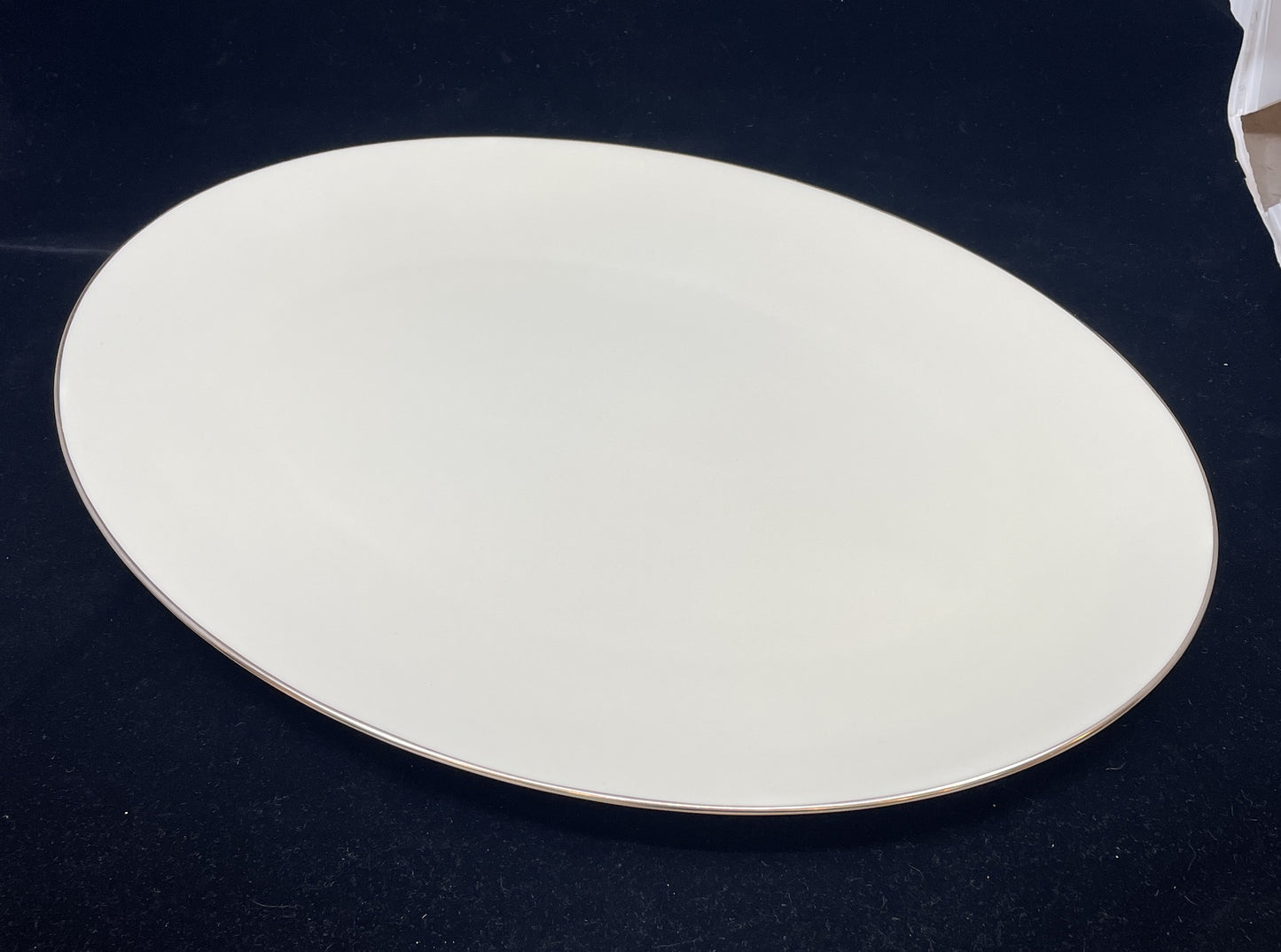 Lenox Olympia Platinum China, Setting for 8 (0HX001)