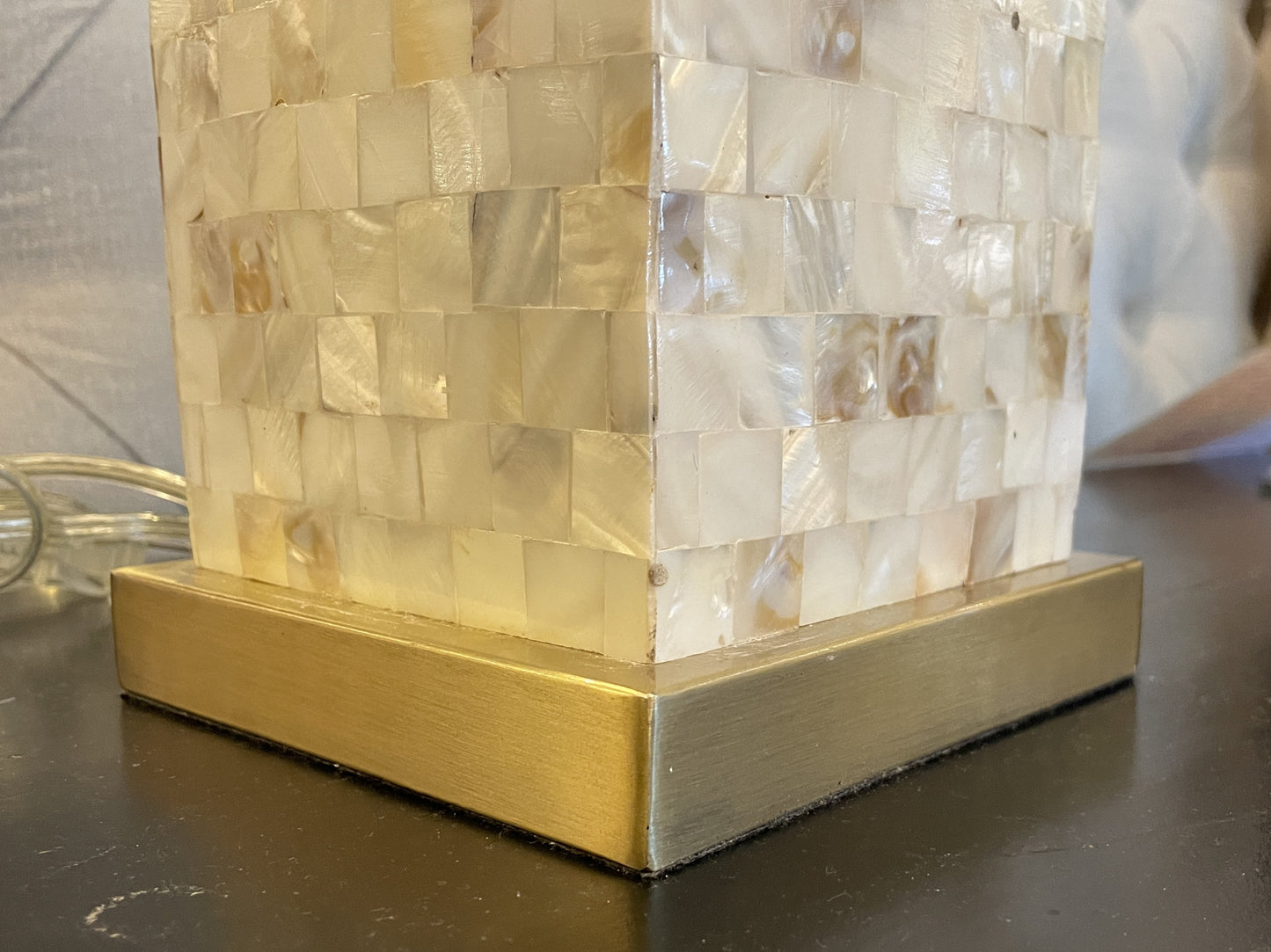 Mother Of Pearl lamp, large (0HU00B)