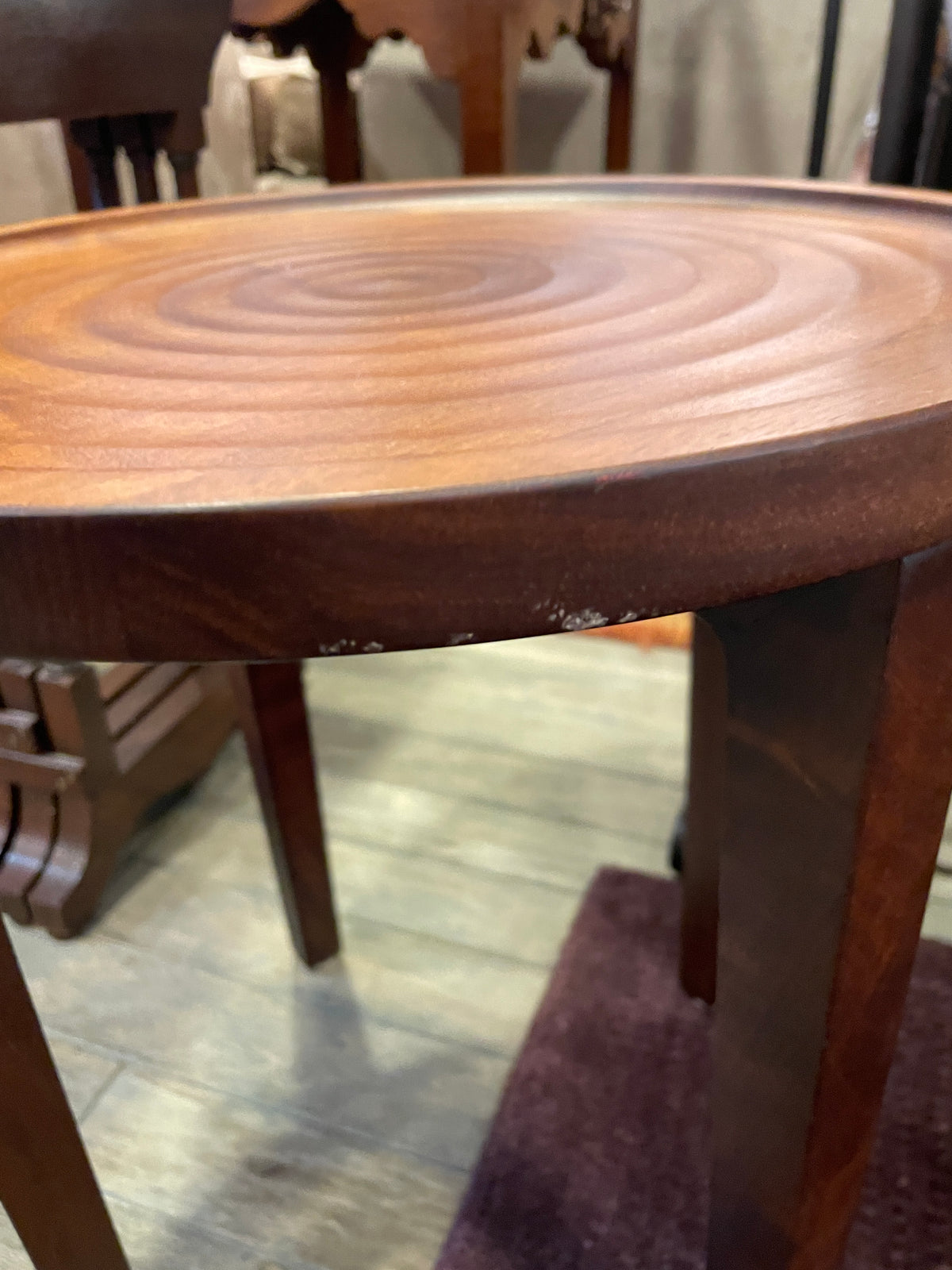 Flexform Round End Table (01B02G)