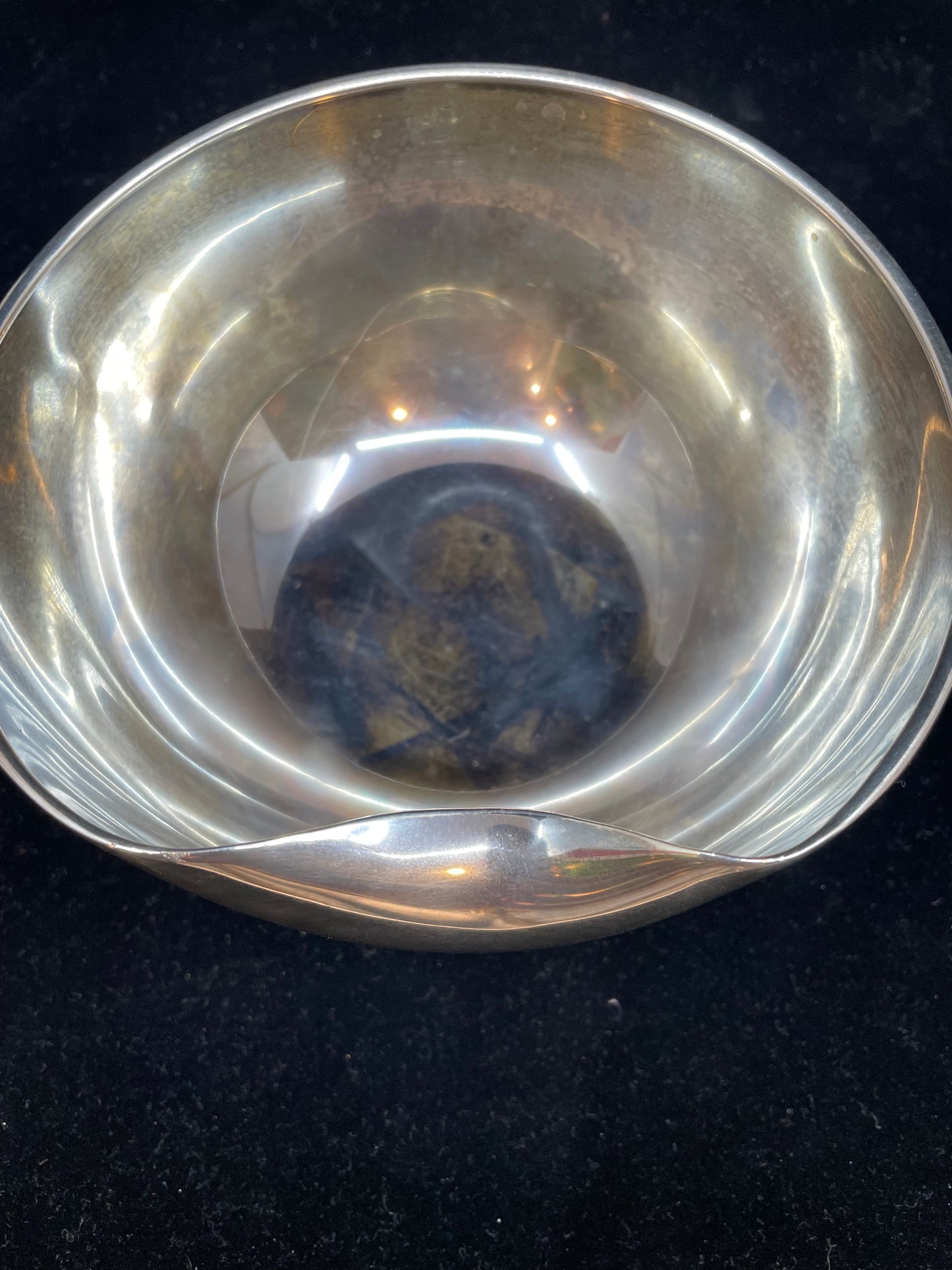 Tiffany and Co Elsa Peretti Thumbprint Bowl (3V7HQZ)