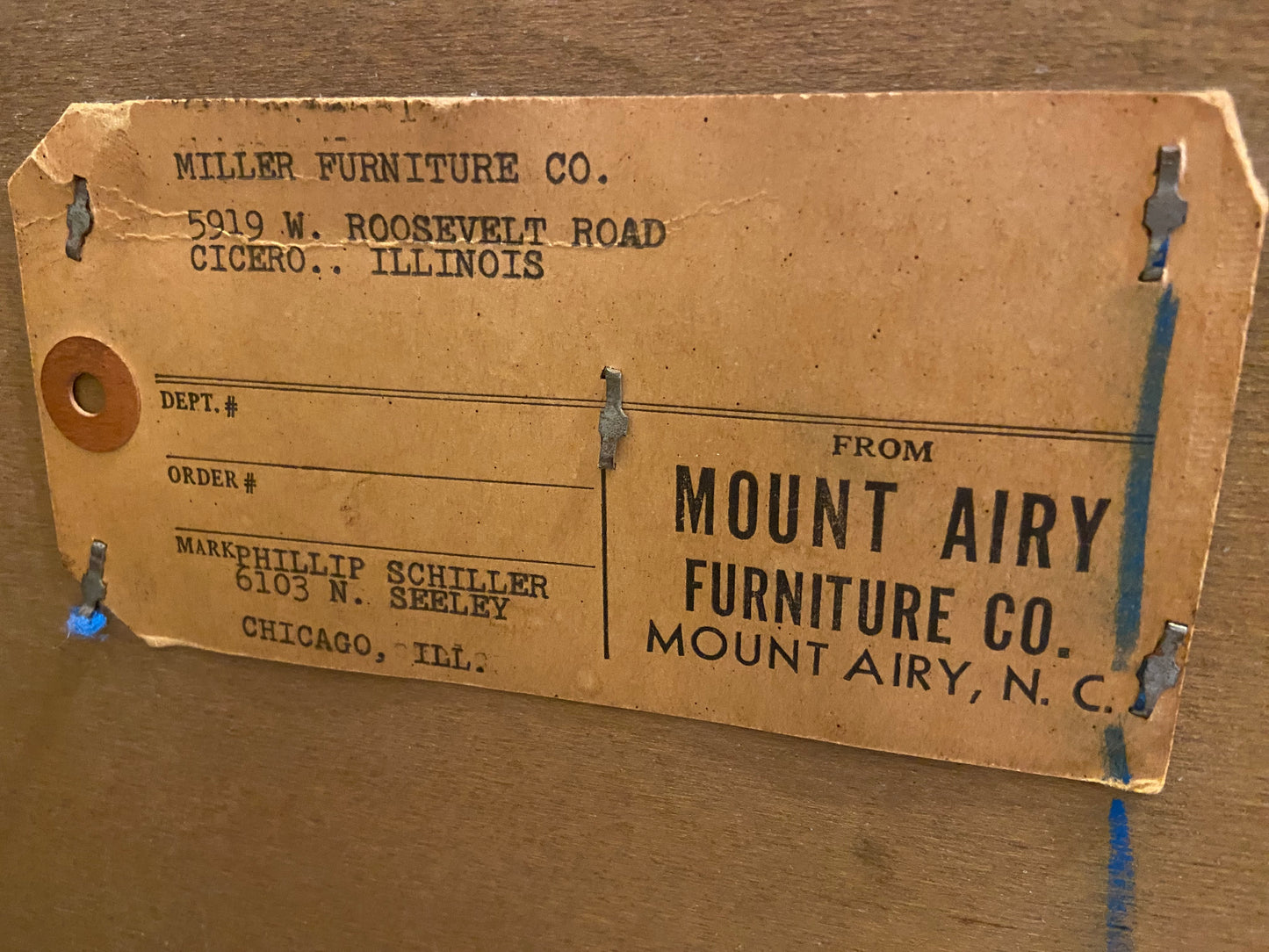 Mount Airy Mid Century Dresser (YKF6C1)