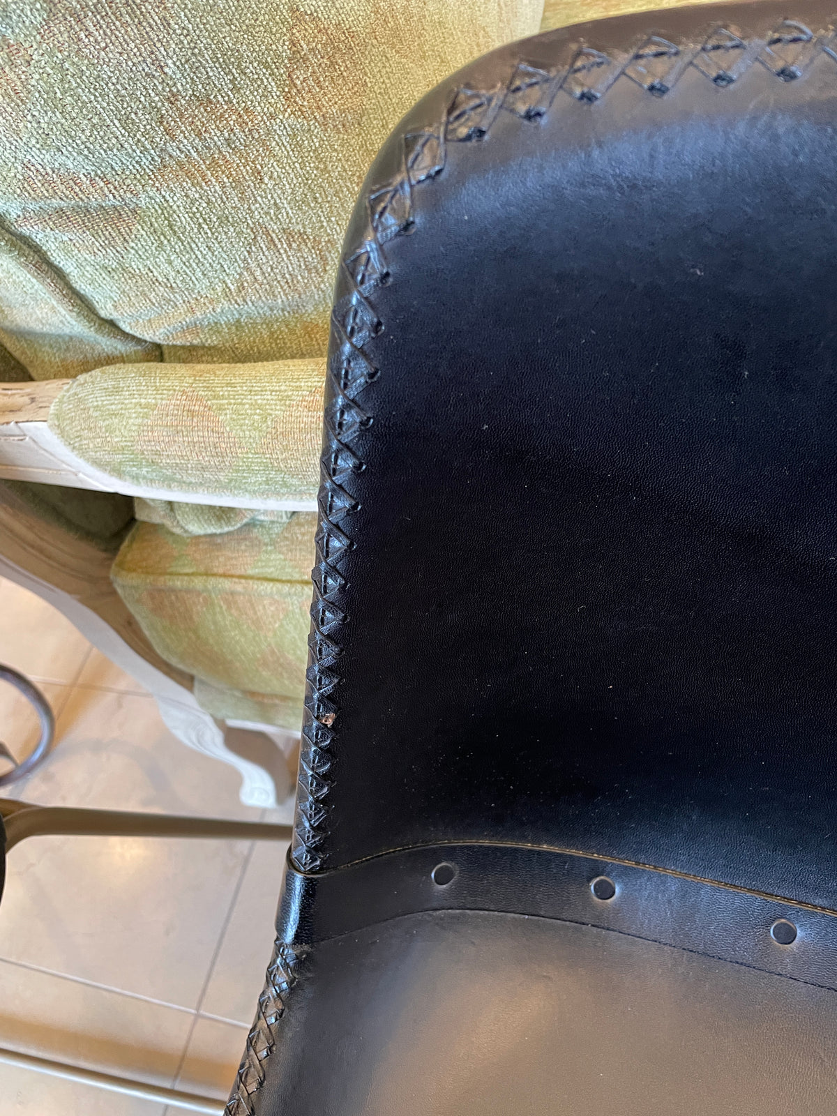 CB2 Roadhouse Leather Dining Chairs in Black, set of 4 (0PH001)