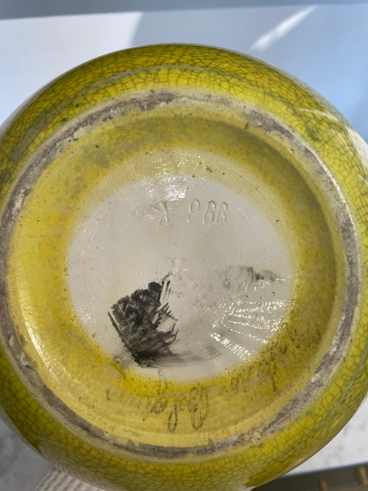 Boch Keramis Chartreuse Vase 1930s (C5VQ3W)