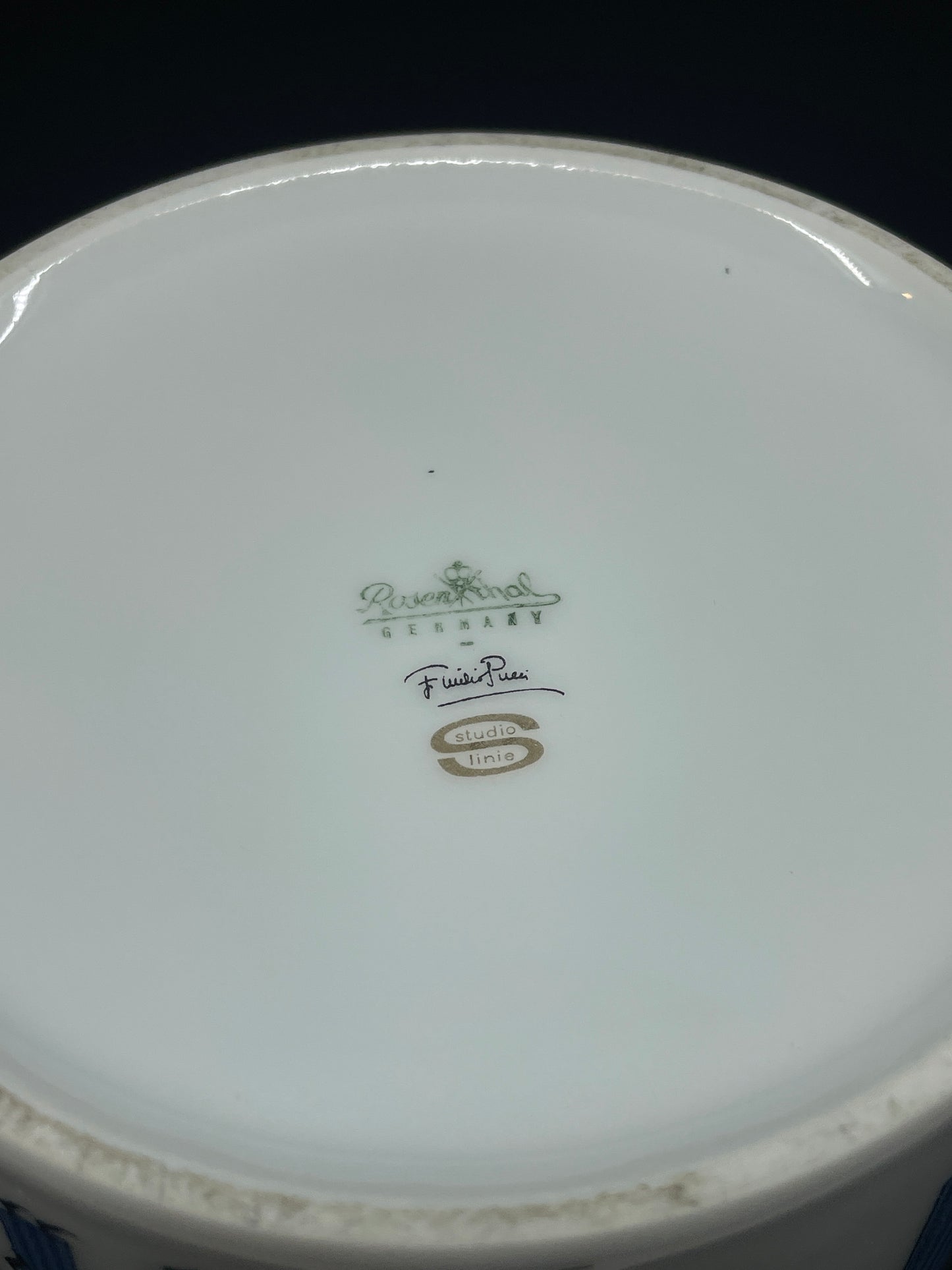 Rosenthal Vase - Water Carriers by Emilio Pucci (0DW004)