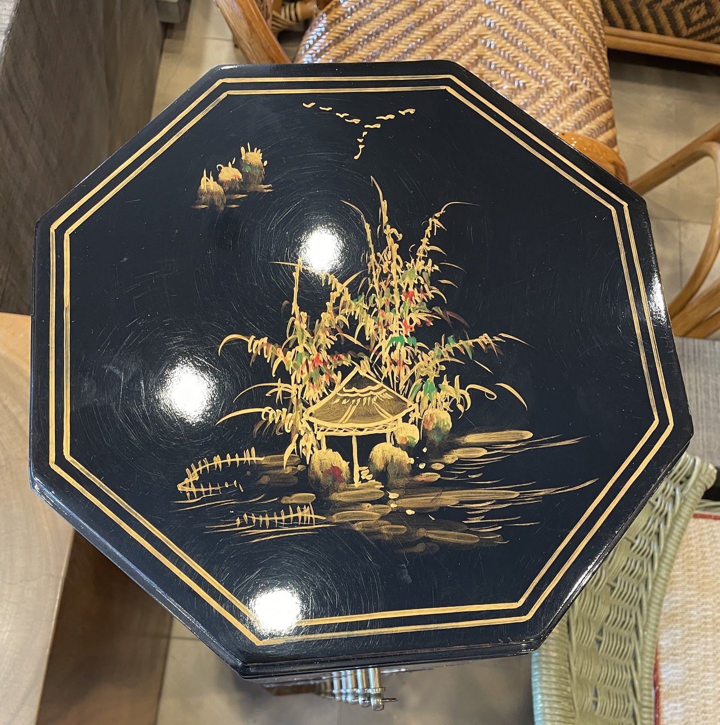 Chinoiserie Octagonal Jewelry box (0HU001)